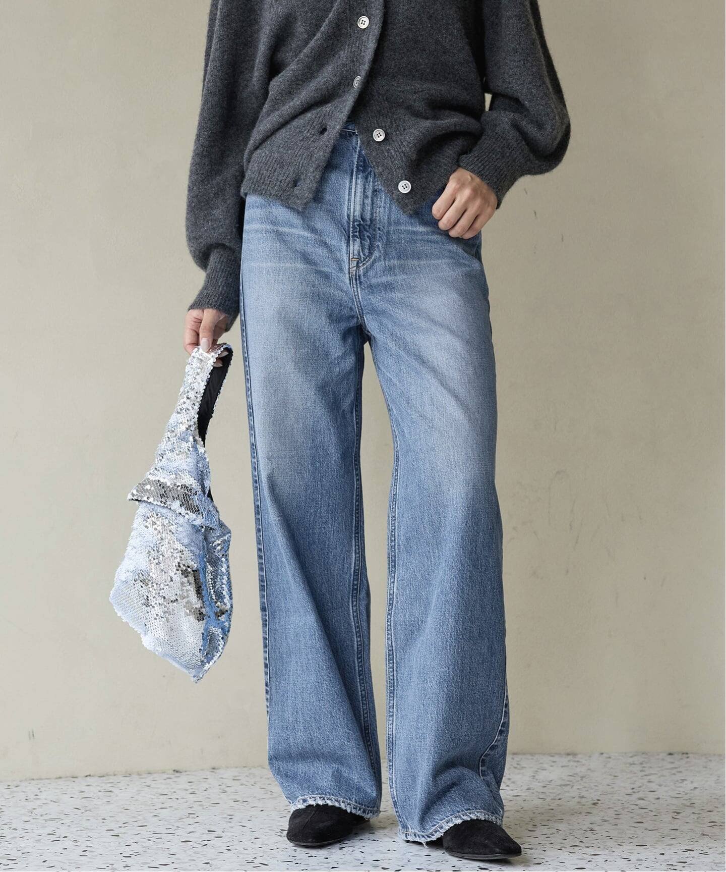 【イエナ/IENA】のupper hights/アッパーハイツ 別注 THE NIECE デニムパンツ インテリア・キッズ・メンズ・レディースファッション・服の通販 founy(ファニー) 　ファッション　Fashion　レディースファッション　Fashion for Women　パンツ　Pants & Trousers　デニムパンツ・ジーンズ・美脚デニム　Denim Jeans & Pants　春　Spring　シンプル　Simple, Minimal　ストレート　Straight, Straight Cut　デニム　Denim, Jeans Material　トレンド　Trend, Trending Now　定番　Standard, Basic Item　ベーシック　Basic, Essential　別注　Limited Edition, Custom Order　ワイド　Wide, Wide Fit　冬　Winter / This Winter　日本製　Made In Japan　エレガント 上品　Elegant　ブルー A|ID: prp329100004825133 ipo3291000000035096017