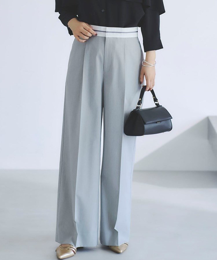【インディヴィ/INDIVI】の【ウール調素材】ベルトデザインワイドパンツ インテリア・キッズ・メンズ・レディースファッション・服の通販 founy(ファニー) 　ファッション　Fashion　レディースファッション　Fashion for Women　パンツ　Pants & Trousers　ベルト&ウエストマーク　Belts & Waist Accessories　軽量　Lightweight, Ultra Light　10月号　October Issue　シンプル　Simple, Minimal　ジャカード／ジャガード　Jacquard, Woven Pattern　ストレッチ　Stretch, Stretchy Fabric　スニーカー　Sneakers, Trainers　スマート　Smart, Elegant　トレンド　Trend, Trending Now　ポケット　Pocket, Pocket Detail　マニッシュ　Mannish, Boyish　ミックス　Mix, Mixed Style　ワイド　Wide, Wide Fit　おすすめ　Recommended / Our Picks　夏　Summer　ビジネス 仕事 通勤　Business / Work / Commuting　ライトグレー|ID: prp329100004825154 ipo3291000000035096145