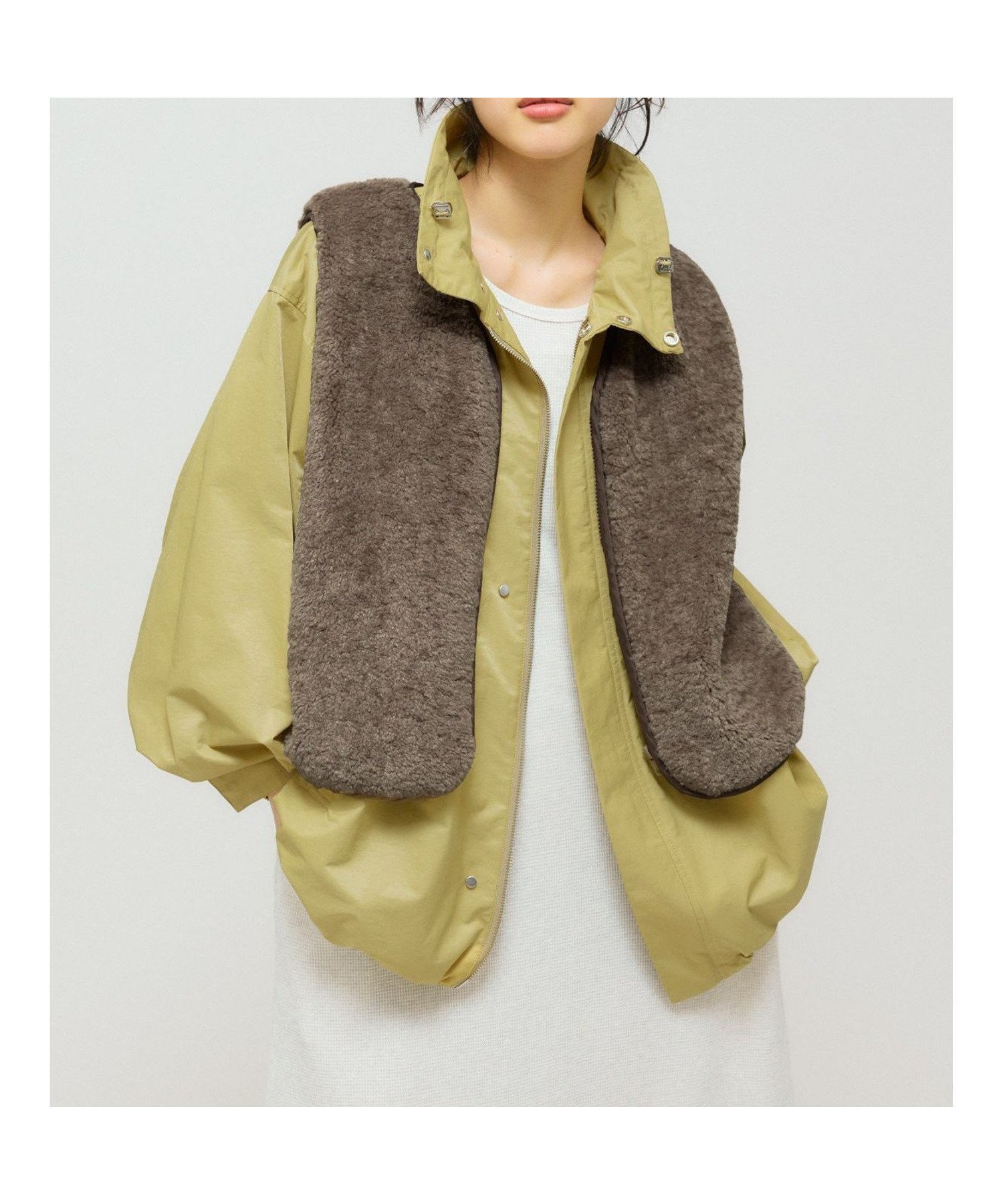 【マーコート/MARcourt】のMIDIUMISOLID for Ladies ライナー付きコート 人気、トレンドファッション・服の通販 founy(ファニー) 　ファッション　Fashion　レディースファッション　Fashion for Women　アウター　Coat / Outerwear Collection　コート・ロングコート・ピーコート　Long Coats, Peacoats & More　ジャケット　Jacket, Outerwear　ベスト　Vest, Waistcoat　ポケット　Pocket, Pocket Detail　ミドル　Middle Length, Mid Height　ライナー　Liner, Inner Layer　エレガント 上品　Elegant　今季　This Season, Current Season　無地　Plain, Solid Color　長袖　Long Sleeve, Full Sleeve　 other-1|ID: prp329100004825155 ipo3291000000035096155
