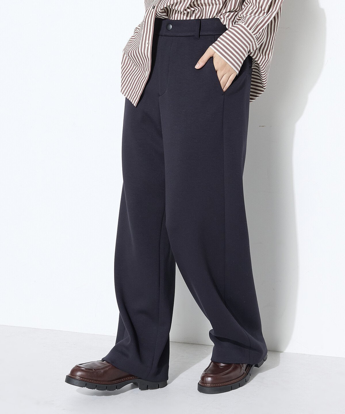 【コムサ/COMME CA】のレーヨンミックスダンボール パンツ 人気、トレンドファッション・服の通販 founy(ファニー) 　ファッション　Fashion　レディースファッション　Fashion for Women　パンツ　Pants & Trousers　軽量　Lightweight, Ultra Light　スウェット / スエット　Sweatshirt, Sweatwear　ストレッチ　Stretch, Stretchy Fabric　スラックス　Slacks, Dress Pants　セットアップ　Set-Up, Coordinated Outfit　エレガント 上品　Elegant　 other-1|ID: prp329100004825188 ipo3291000000035096481