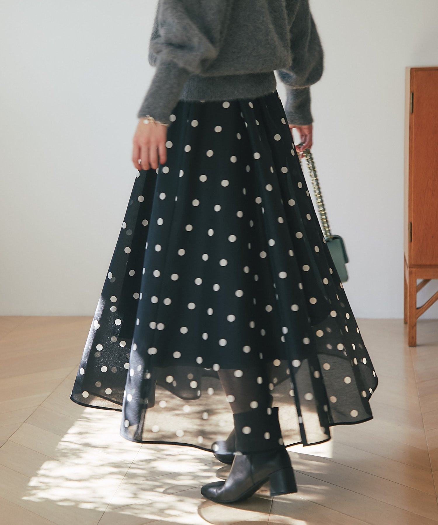 【ラブティックボンボン/La boutique BonBon】の【名品・最強着映え】ドットオーガンサーキュラースカート インテリア・キッズ・メンズ・レディースファッション・服の通販 founy(ファニー) 　ファッション　Fashion　レディースファッション　Fashion for Women　スカート　Skirts　オーガンジー　Organza Fabric　クロップド　Cropped, Short Length　シアー　Sheer, See-Through　ダブル　Double, Double-Breasted　トレンド　Trend, Trending Now　ドット　Polka Dot, Dot Pattern　フェミニン　Feminine, Girly　ポケット　Pocket, Pocket Detail　おすすめ　Recommended / Our Picks　エレガント 上品　Elegant　ブラック|ID: prp329100004825205 ipo3291000000035096693
