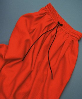 【トゥモローランド/TOMORROWLAND】の【WEB限定】クレープサテン ギャザーロングスカート 人気、トレンドファッション・服の通販 founy(ファニー) ファッション Fashion レディースファッション Fashion for Women スカート Skirts ロングスカート Long Skirts / Maxi & Midi Skirts ギャザー Gathered, Ruffled サテン Satin, Glossy Fabric シンプル Simple, Minimal ドレープ Drape, Draping Fabric ドローストリング Drawstring, Pull Cord フィット Fit, Slim Fit 吸水 Absorbent, Quick-Dry |ID:prp329100004825214