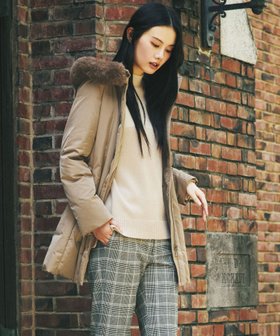 【アマカ/AMACA】のサテンダウン 人気、トレンドファッション・服の通販 founy(ファニー) ファッション Fashion レディースファッション Fashion for Women キルト Quilt, Quilted Fabric サテン Satin, Glossy Fabric ストレッチ Stretch, Stretchy Fabric ダウン Down, Puffer フォックス Fox, Fox Fur フォルム Silhouette, Form エレガント 上品 Elegant |ID:prp329100004825231