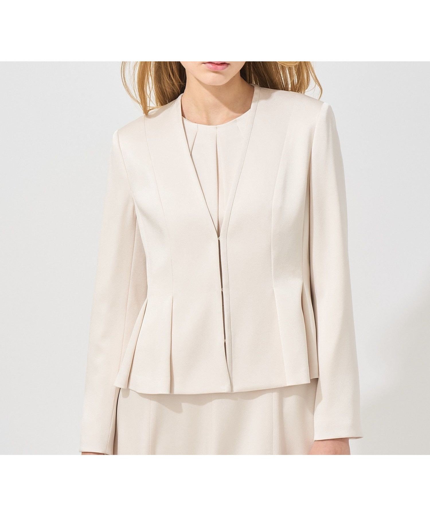 【アナイ/ANAYI】の【Eternal Line 2025】トリアセサテンタックペプラム ジャケット 人気、トレンドファッション・服の通販 founy(ファニー) 　ファッション　Fashion　レディースファッション　Fashion for Women　アウター　Coat / Outerwear Collection　レディースジャケット・軽アウター　Jackets　インナー　Innerwear　エレガント 上品　Elegant　オケージョン　Occasion Wear　吸水　Absorbent, Quick-Dry　サテン　Satin, Glossy Fabric　シェイプ　Shape, Slim Fit　ジャケット　Jacket, Outerwear　スマート　Smart, Elegant　セットアップ　Set-Up, Coordinated Outfit　雑誌　Magazine, Fashion Magazine　パーティ　Party, Party Style　フォーマル　Formal, Dressy　フレア　Flare, Flared　フロント　Front, Front Design　ペプラム　Peplum, Flared Hem　ポケット　Pocket, Pocket Detail　ロング　Long, Long-Length　再入荷　Restock / Back in Stock　セレモニー　Ceremony　入学式　Entrance Ceremony　卒業式　Graduation Ceremony　結婚式　Wedding　ビジネス 仕事 通勤　Business / Work / Commuting　 other-1|ID: prp329100004825237 ipo3291000000035096989