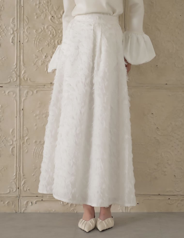 【リエディ/Re:EDIT】のジャカードフリンジロングフレアスカート インテリア・キッズ・メンズ・レディースファッション・服の通販 founy(ファニー) 　ファッション　Fashion　レディースファッション　Fashion for Women　スカート　Skirts　Aライン・フレアスカート　A-Line & Flared Skirts　コンパクト　Compact, Small Size　切替　Switching, Contrast Panel　ジャカード／ジャガード　Jacquard, Woven Pattern　ストーン　Stone, Gem-Like　バランス　Balance, Style Balance　パイピング　Piping, Trim Design　ビジュー　Bijou, Jewel-like Accent　フェミニン　Feminine, Girly　フリンジ　Fringe, Tassel　フレア　Flare, Flared　エレガント 上品　Elegant　ホワイト|ID: prp329100004825241 ipo3291000000035097047