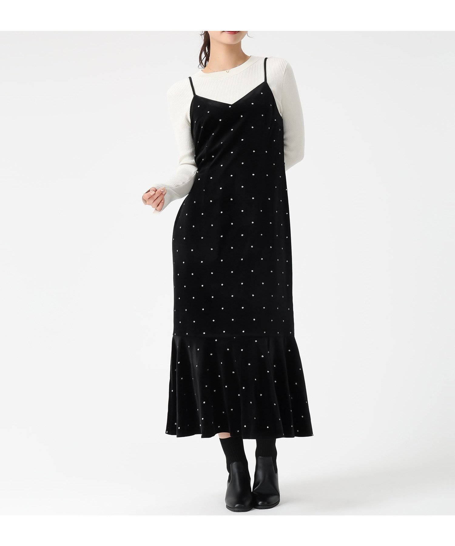 【ミッシュマッシュ/MISCH MASCH】のMM547425 Vネックベロアキャミワンピース インテリア・キッズ・メンズ・レディースファッション・服の通販 founy(ファニー) ファッション Fashion レディースファッション Fashion for Women ワンピース Dresses キャミソールワンピース Camisole Dresses インナー Innerwear ロング Long, Long-Length エレガント 上品 Elegant ブラック|ID: prp329100004825294 ipo3291000000035097647