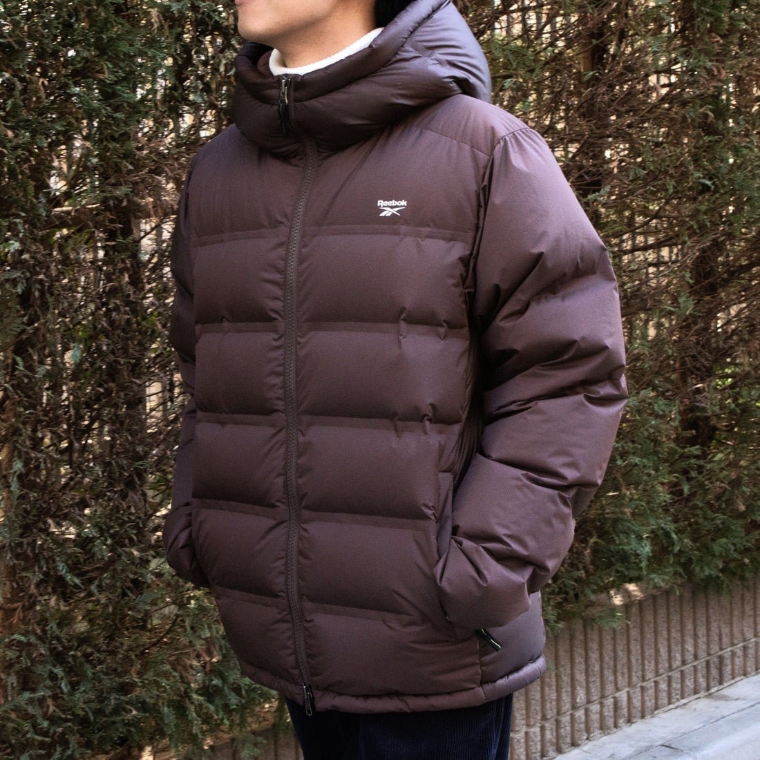 【リーボック/Reebok】のダウンジャケット 人気、トレンドファッション・服の通販 founy(ファニー) 　ファッション　Fashion　レディースファッション　Fashion for Women　アウター　Coat / Outerwear Collection　レディースジャケット・軽アウター　Jackets　ジャケット　Jacket, Outerwear　ダウン　Down, Puffer　フェザー　Feather, Feather Detail　ボックス　Boxy, Box Shape　ポケット　Pocket, Pocket Detail　メンズ　Men's, Menswear　 other-1|ID: prp329100004825310 ipo3291000000035097874