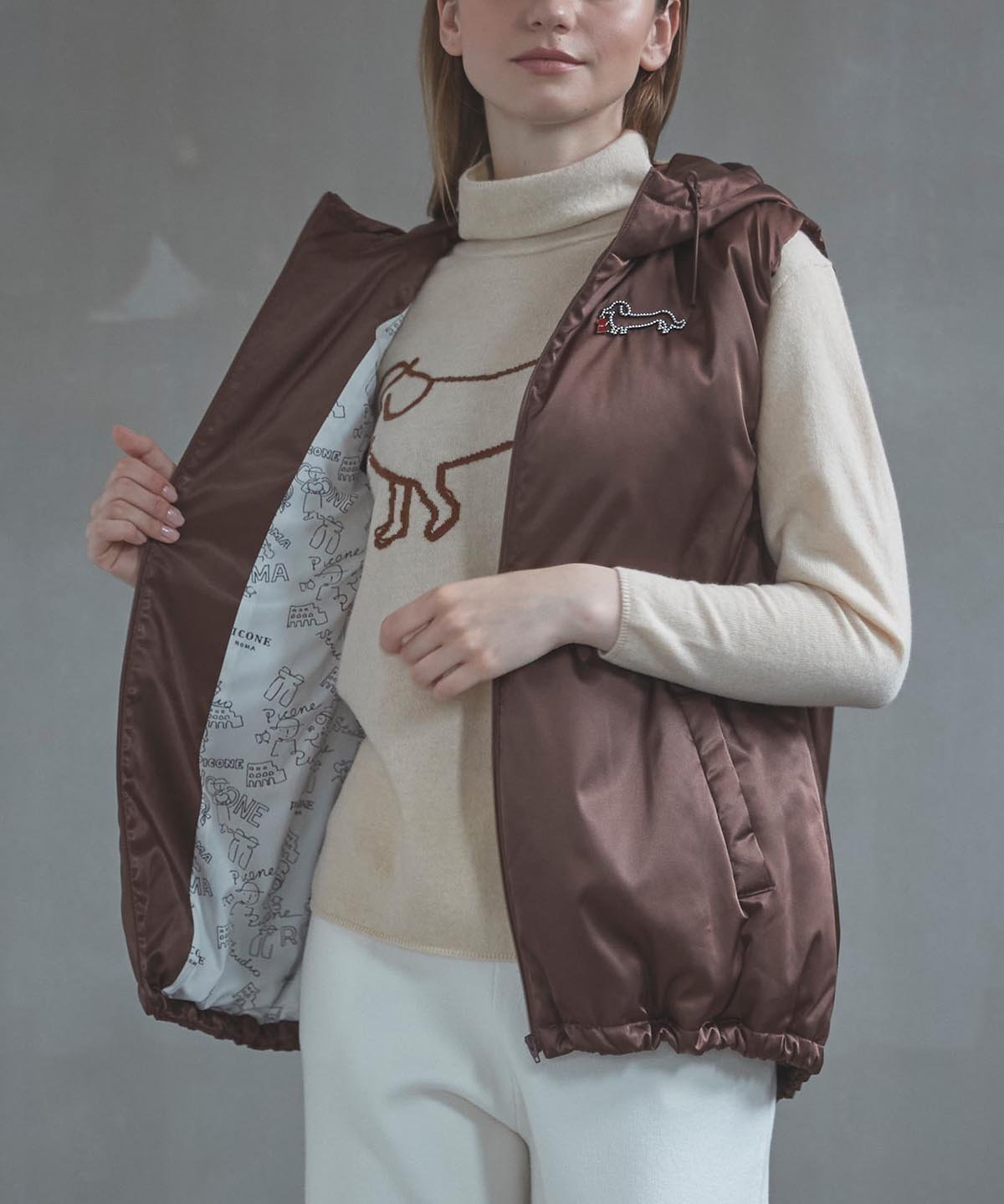 【スタジオピッコーネ/STUDIO PICONE】の【スタジオピッコーネ公式】フード付き撥水中綿ベスト インテリア・キッズ・メンズ・レディースファッション・服の通販 founy(ファニー) 　ファッション　Fashion　レディースファッション　Fashion for Women　アウター　Coat / Outerwear Collection　トップス・カットソー　Cut & Sew Tops　ベスト&ジレ / 重ね着スタイル　Vests & Gilets　シルク　Silk, 100% Silk　シルバー　Silver, Metallic Silver　フロント　Front, Front Design　ベスト　Vest, Waistcoat　ポケット　Pocket, Pocket Detail　エレガント 上品　Elegant　ブラウン|ID: prp329100004825322 ipo3291000000035098027