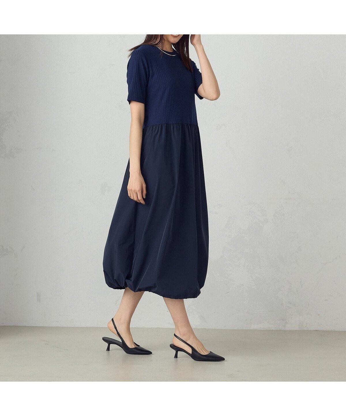 【コムサイズム/COMME CA ISM】のコンビワンピース インテリア・キッズ・メンズ・レディースファッション・服の通販 founy(ファニー) 　ファッション　Fashion　レディースファッション　Fashion for Women　ワンピース　Dresses　ギャザー　Gathered, Ruffled　コンパクト　Compact, Small Size　コンビ　Combo, Combination Style　タフタ　Taffeta, Structured Fabric　ドッキング　Docking, Mixed Material　ドローコード　Drawcord, Drawstring Cord　バルーン　Balloon, Balloon Silhouette　ポケット　Pocket, Pocket Detail　切替　Switching, Contrast Panel　ネイビー|ID: prp329100004825378 ipo3291000000035098743