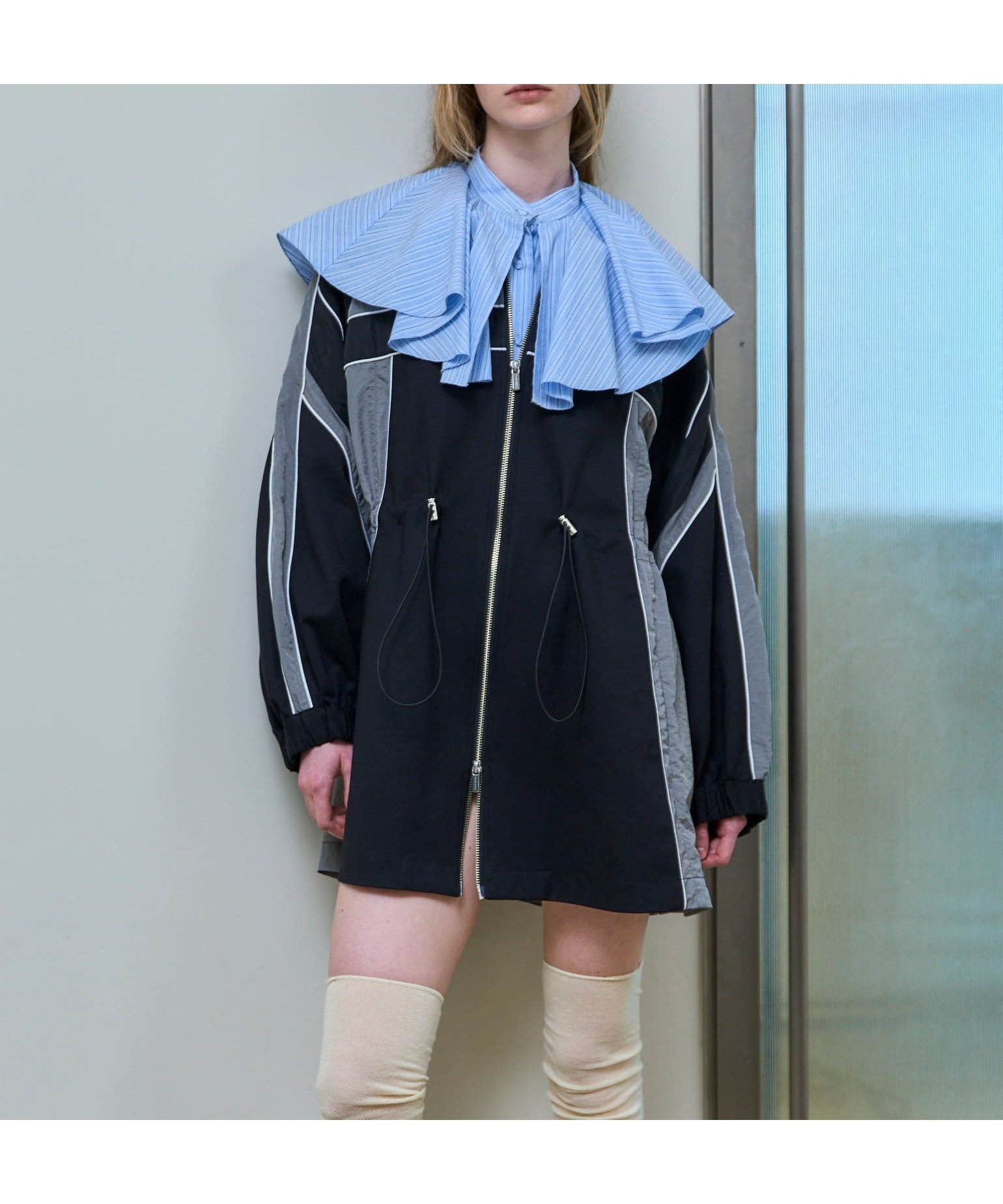 【メゾンスペシャル/MAISON SPECIAL】のTrack Jersey Mini Dress インテリア・キッズ・メンズ・レディースファッション・服の通販 founy(ファニー) 　ファッション　Fashion　レディースファッション　Fashion for Women　ワンピース　Dresses　フォーマル・パーティードレス・結婚式用ドレス　Elegant & Casual Dresses　エアリー　Airy Texture　シアー　Sheer, See-Through　ジャケット　Jacket, Outerwear　スポーティ　Sporty, Casual Athletic　ハイネック　High Neck, Mock Neck　リラックス　Relax, Relaxed Fit　ロング　Long, Long-Length　羽織　Haori, Light Jacket　BLK|ID: prp329100004825426 ipo3291000000035099183