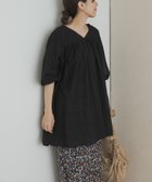 【アーバンリサーチ ドアーズ/URBAN RESEARCH DOORS】のコットンボイルVネックチュニック 人気、トレンドファッション・服の通販 founy(ファニー) ファッション Fashion レディースファッション Fashion for Women トップス・カットソー Cut & Sew Tops Vネックトップス V-Neck Tops / V-Cut Neckline Shirts 2025年 2025 2025春夏・S/S Spring/Summer 2025 SS25 ギャザー Gathered, Ruffled チュニック Tunic, Long Top フレア Flare, Flared プレミアム Premium, High-End 夏 Summer S/S・春夏 SS, Spring/Summer, Warm Season thumbnail BLACK|ID: prp329100004825434 ipo3291000000035099282