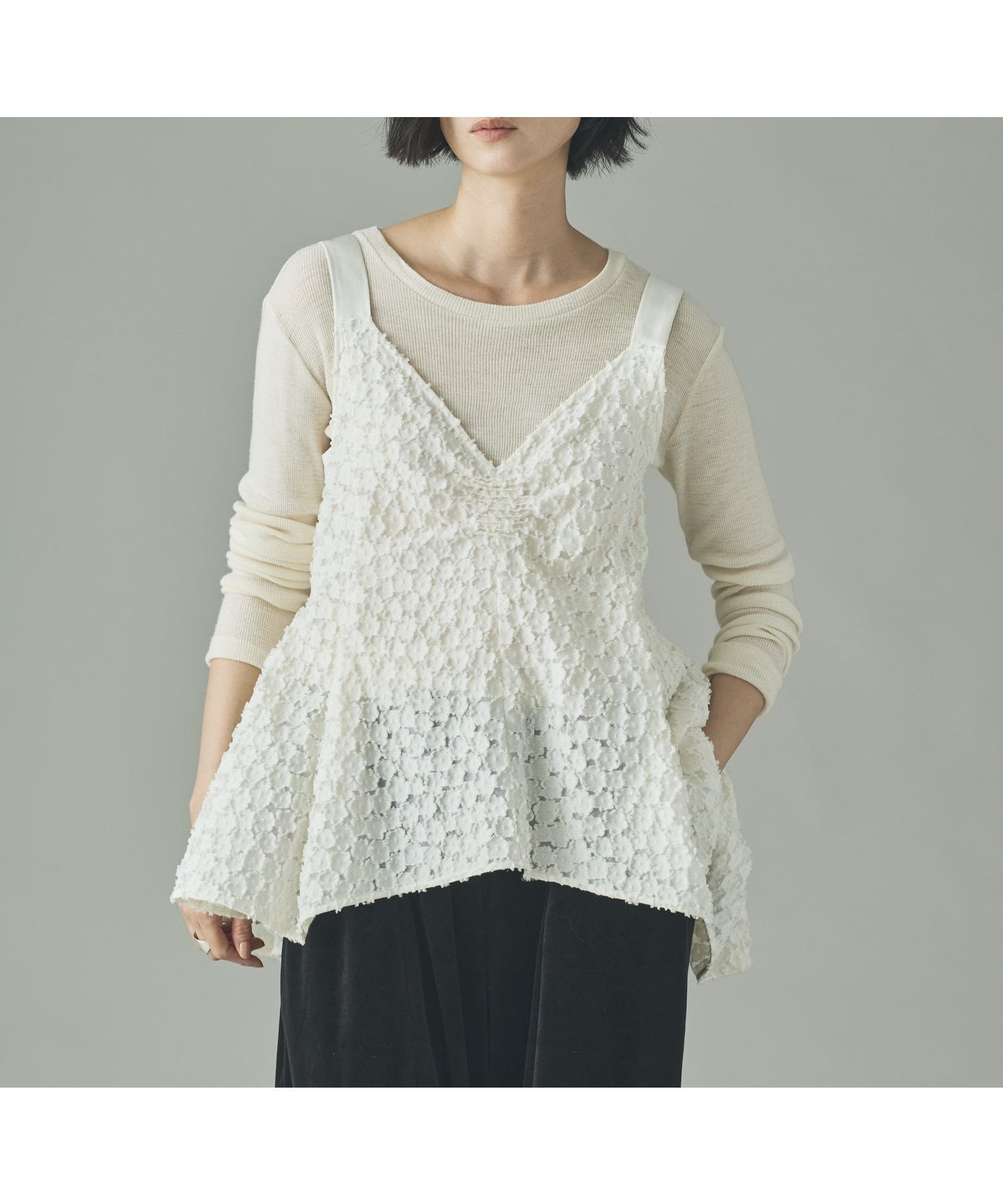 【カレンソロジー/Curensology】のジャカードバルーンキャミブラウス 人気、トレンドファッション・服の通販 founy(ファニー) 　ファッション　Fashion　レディースファッション　Fashion for Women　トップス・カットソー　Cut & Sew Tops　キャミソール&ノースリーブ　Camisoles & Sleeveless Tops　シャツ・ブラウス・オフィスカジュアル　Elegant Blouses & Button-Ups　エレガント 上品　Elegant　サテン　Satin, Glossy Fabric　シルク　Silk, 100% Silk　ジャカード／ジャガード　Jacquard, Woven Pattern　セットアップ　Set-Up, Coordinated Outfit　デニム　Denim, Jeans Material　フラワー　Flower, Floral　ボトム　Bottoms, Lower Wear　おすすめ　Recommended / Our Picks　 other-1|ID: prp329100004825441 ipo3291000000035099362