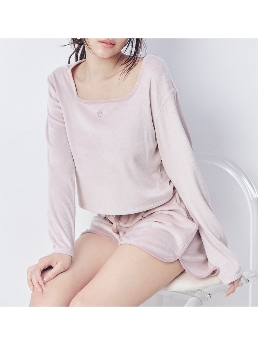 【スナイデル ホーム/SNIDEL HOME】のシルキーフリースセットアップ インテリア・キッズ・メンズ・レディースファッション・服の通販 founy(ファニー) 　ファッション　Fashion　レディースファッション　Fashion for Women　セットアップ　Matching Sets　コンパクト　Compact, Small Size　ショート　Short, Short Length　スクエア　Square, Square Shape　スマート　Smart, Elegant　セットアップ　Set-Up, Coordinated Outfit　定番　Standard, Basic Item　なめらか　Smooth, Silky Texture　人気　Popular, Best Seller　ランニング　Running, Running Wear, Activewear, Jogging　おすすめ　Recommended / Our Picks　エレガント 上品　Elegant　ギフト プレゼント　Gift / Present　PNK[066]|ID: prp329100004825442 ipo3291000000035099390