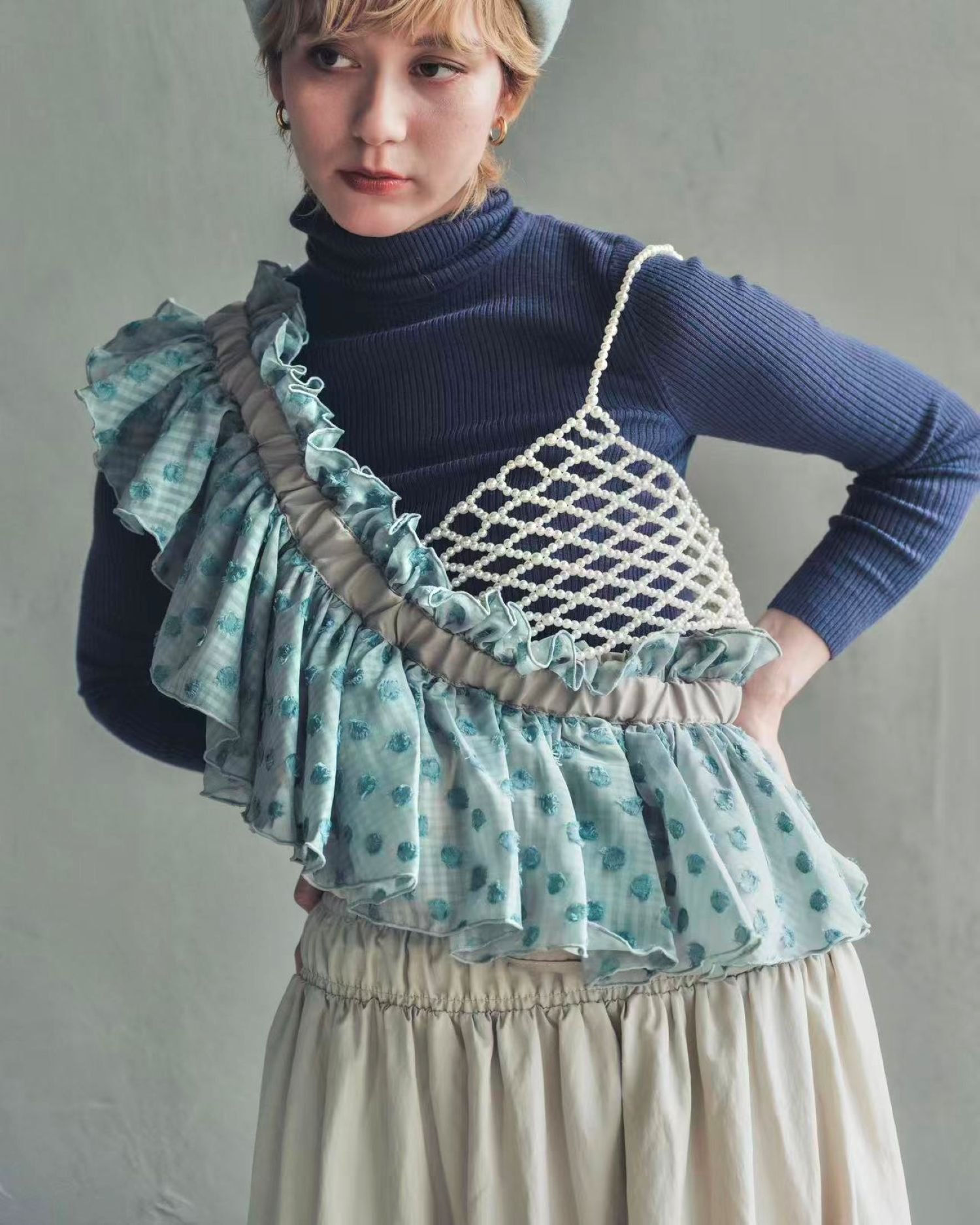 【オリエントミリナリー/ORIENT MILLINERY】のDORA CIEL/シフォンフリルバッグ インテリア・キッズ・メンズ・レディースファッション・服の通販 founy(ファニー) 　ファッション　Fashion　レディースファッション　Fashion for Women　バッグ　Bags　アクセサリー　Fashion Accessories　コルセット　Corset, Bustier　シフォン　Chiffon, Lightweight Fabric　ジャカード／ジャガード　Jacquard, Woven Pattern　財布　Wallet, Purse　デニム　Denim, Jeans Material　ビスチェ　Bustier, Corset Top　フリル　Frill, Ruffle　ペプラム　Peplum, Flared Hem　ポーチ　Pouch, Small Case　ラップ　Wrap, Wrap Design　A/W・秋冬　Autumn/Winter　旅行　Travel　エレガント 上品　Elegant　ブルー系|ID: prp329100004825536 ipo3291000000035100498