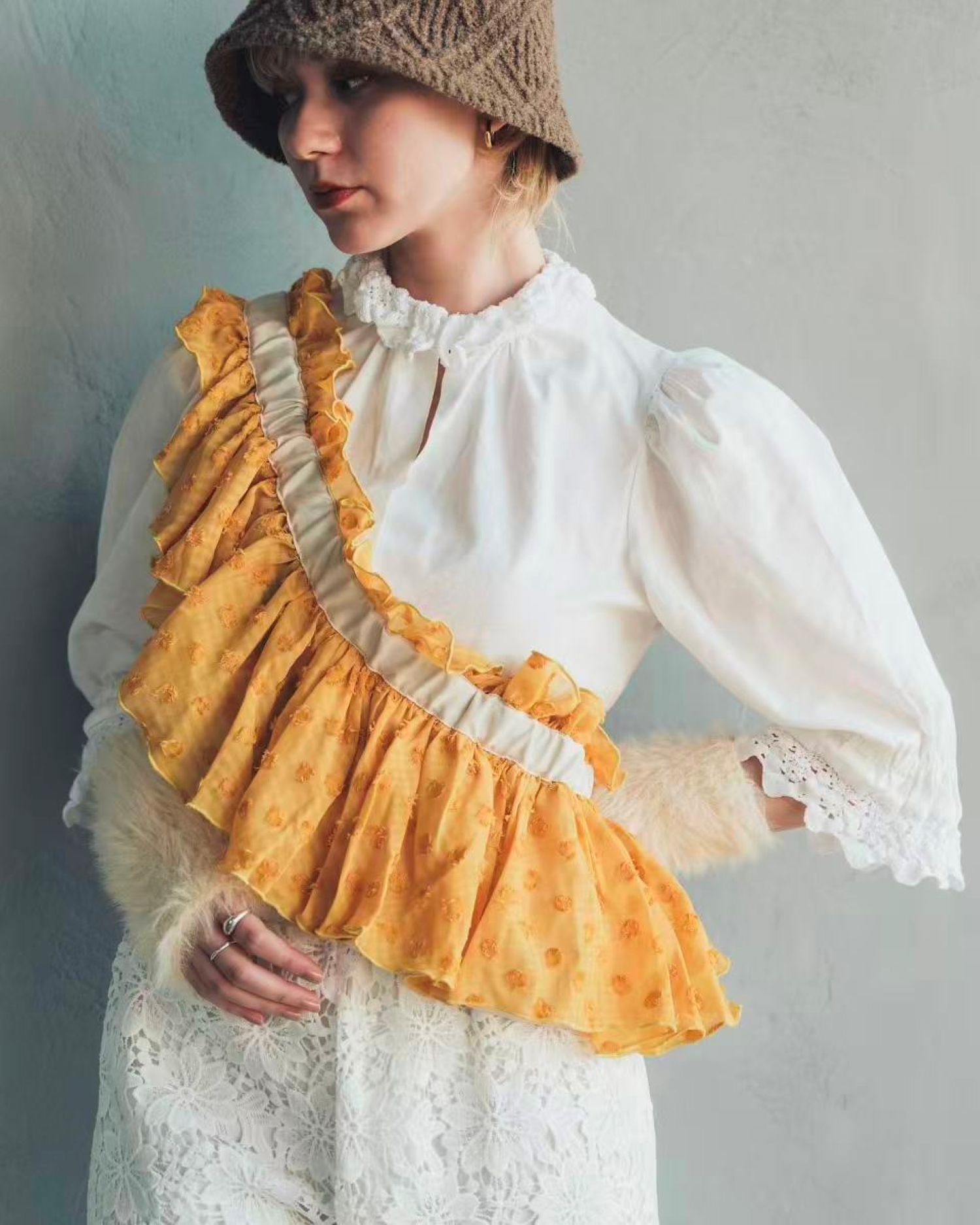 【オリエントミリナリー/ORIENT MILLINERY】のDORA CIEL/シフォンフリルバッグ インテリア・キッズ・メンズ・レディースファッション・服の通販 founy(ファニー) 　ファッション　Fashion　レディースファッション　Fashion for Women　バッグ　Bags　アクセサリー　Fashion Accessories　コルセット　Corset, Bustier　シフォン　Chiffon, Lightweight Fabric　ジャカード／ジャガード　Jacquard, Woven Pattern　財布　Wallet, Purse　デニム　Denim, Jeans Material　ビスチェ　Bustier, Corset Top　フリル　Frill, Ruffle　ペプラム　Peplum, Flared Hem　ポーチ　Pouch, Small Case　ラップ　Wrap, Wrap Design　A/W・秋冬　Autumn/Winter　旅行　Travel　エレガント 上品　Elegant　イエロー系|ID: prp329100004825536 ipo3291000000035100499