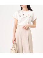 【セルフォード/CELFORD】の【CELFORD×P.J. REDOUTEコラボ】 エンブロイダリーTシャツ 人気、トレンドファッション・服の通販 founy(ファニー) ファッション Fashion レディースファッション Fashion for Women トップス・カットソー Cut & Sew Tops シャツ・ブラウス・オフィスカジュアル Elegant Blouses & Button-Ups ロングTシャツ・Tシャツ Longline T-Shirts & Tees エンブロイダリー Embroidery Design コラボ Collaboration, Collab スマート Smart, Elegant プリント Print, Printed Pattern ラグジュアリー Luxury, Elegant thumbnail WHT[001]|ID: prp329100004825538 ipo3291000000035100510