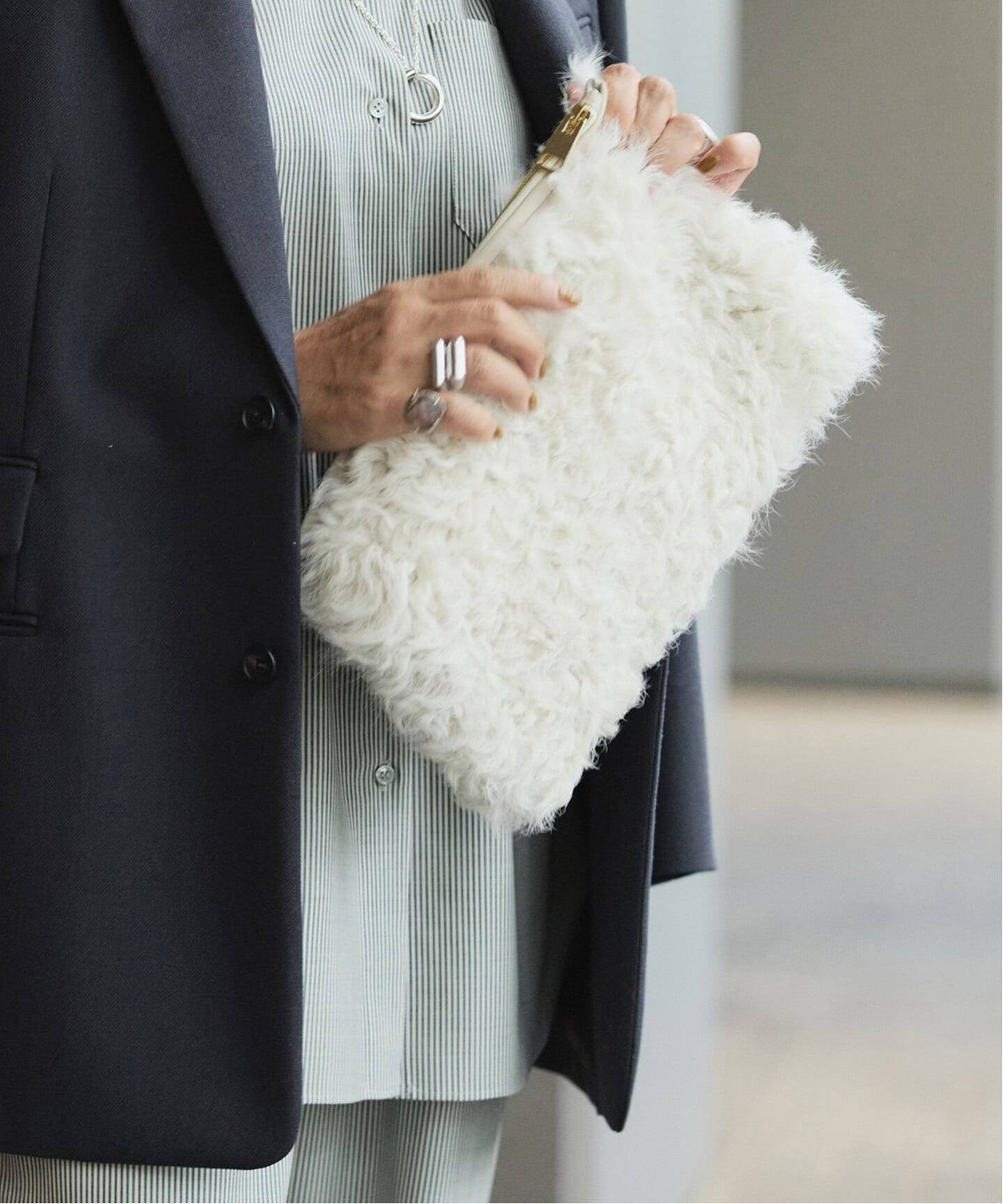 【ヴェルメイユ パー イエナ/VERMEIL par iena】のLISA CONTE リサコンテ Clutch Mouton バッグ CLUTCH20/T/V インテリア・キッズ・メンズ・レディースファッション・服の通販 founy(ファニー) ファッション Fashion レディースファッション Fashion for Women バッグ Bags イタリア Italy コレクション Collection, Seasonal Line スマート Smart, Elegant 2025年 2025 2025-2026秋冬・A/W Autumn/Winter 2025–26 AW25–26 ベージュ|ID: prp329100004825562 ipo3291000000035100694