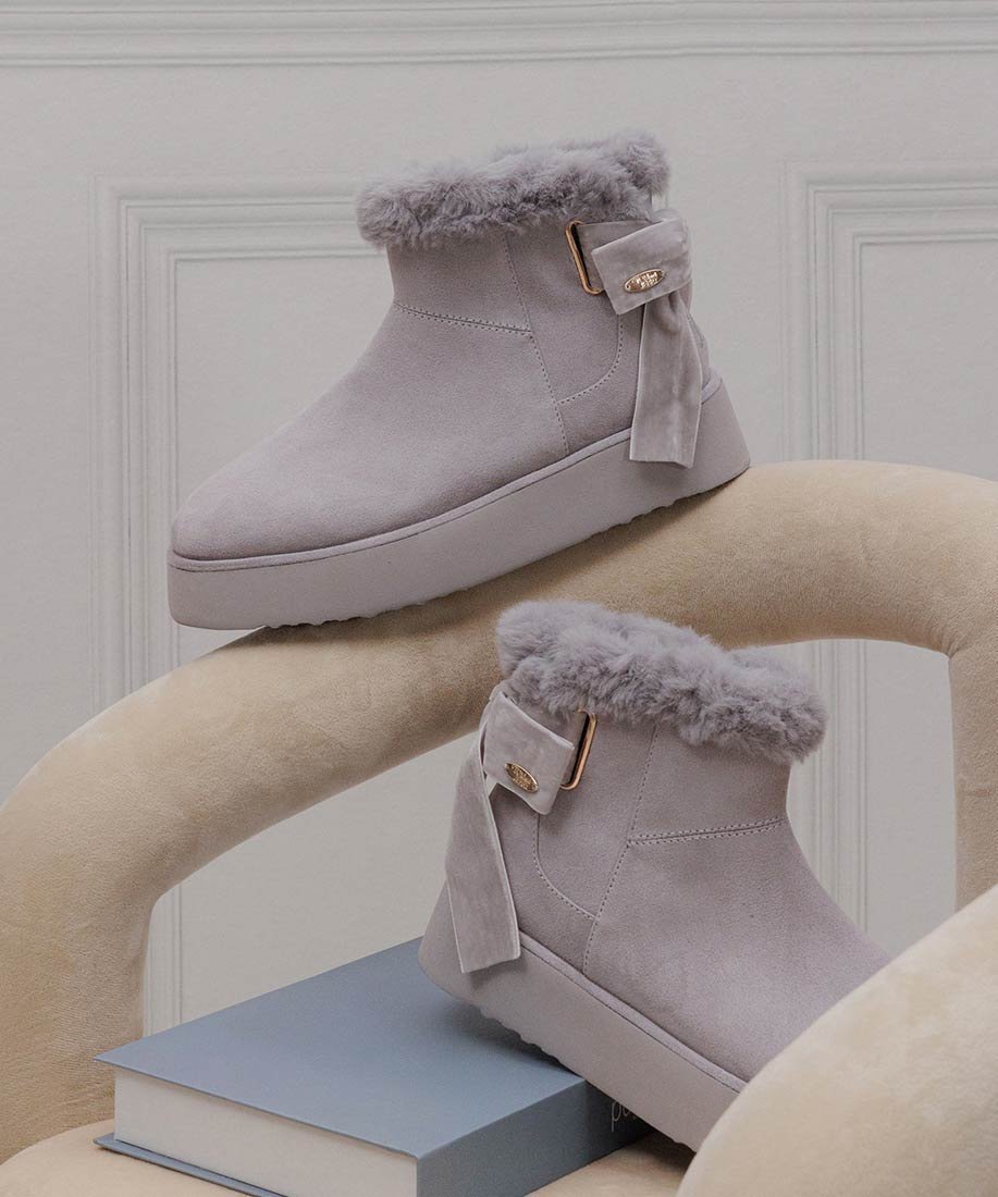 【ランダ/RANDA】の【TOM and JERRY】バックリボンムートンブーツ インテリア・キッズ・メンズ・レディースファッション・服の通販 founy(ファニー) 　ファッション　Fashion　レディースファッション　Fashion for Women　キャラクター　Character, Licensed Characters　クッション　Cushion, Throw Pillow　タイツ　Tights, Legwear　ベロア　Velour, Soft Velvet　リボン　Ribbon, Bow　エレガント 上品　Elegant　GRAY|ID: prp329100004825734 ipo3291000000035140156