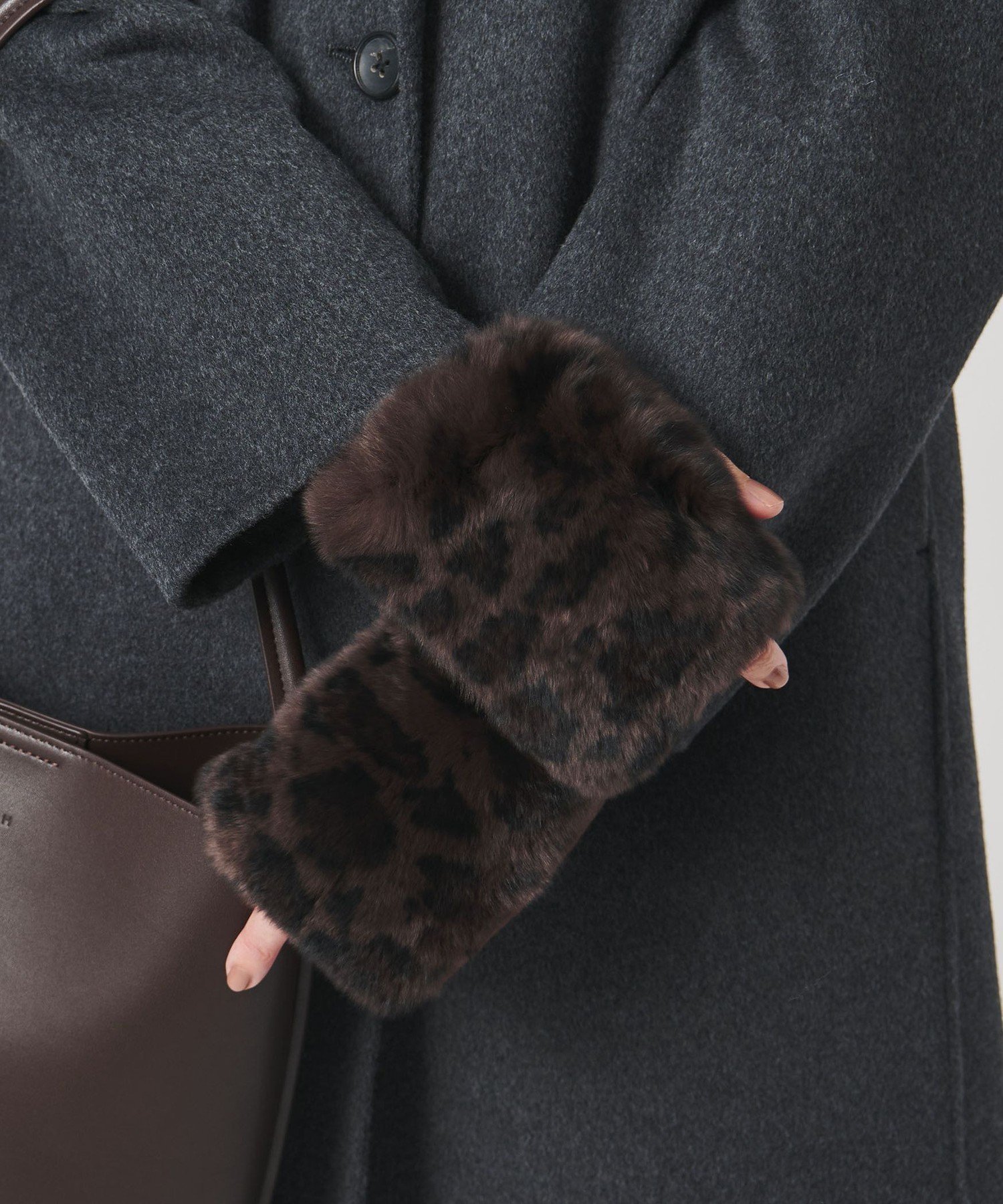 【ユナイテッドアローズ/UNITED ARROWS】のレッキスラビットファー フィンガーレスグローブ 人気、トレンドファッション・服の通販 founy(ファニー) ファッション Fashion レディースファッション Fashion for Women おすすめ Recommended / Our Picks ギフト プレゼント Gift / Present プレート Plate, Dish リブニット Rib Knit, Ribbed Knit ルーズ Loose, Oversized レオパード Leopard, Animal Print 人気 Popular, Best Seller 無地 Plain, Solid Color 防寒 Cold Protection, Winter-Ready other-1|ID: prp329100004825870 ipo3291000000035148865