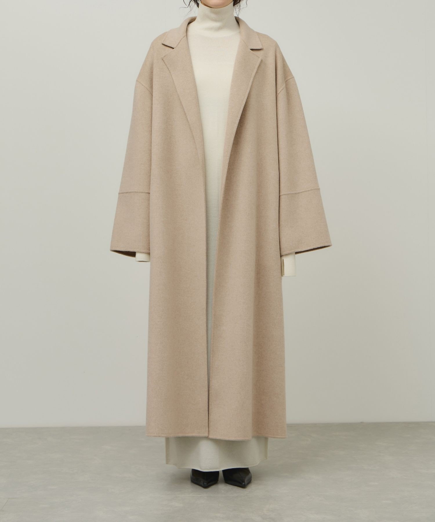 【アダム エ ロペ/ADAM ET ROPE'】の【EMOELLE】Colombo カシミヤブレンドリバーコート インテリア・キッズ・メンズ・レディースファッション・服の通販 founy(ファニー) 　ファッション　Fashion　レディースファッション　Fashion for Women　アウター　Coat / Outerwear Collection　コート・ロングコート・ピーコート　Long Coats, Peacoats & More　イタリア　Italy　カフス　Cuff Design　シンプル　Simple, Minimal　ポケット　Pocket, Pocket Detail　マキシ　Maxi, Full Length　リラックス　Relax, Relaxed Fit　ロング　Long, Long-Length　ワイド　Wide, Wide Fit　エレガント 上品　Elegant　2025年　2025　2025-2026秋冬・A/W　Autumn/Winter 2025–26 AW25–26　ベージュ系(28)|ID: prp329100004825933 ipo3291000000035160262