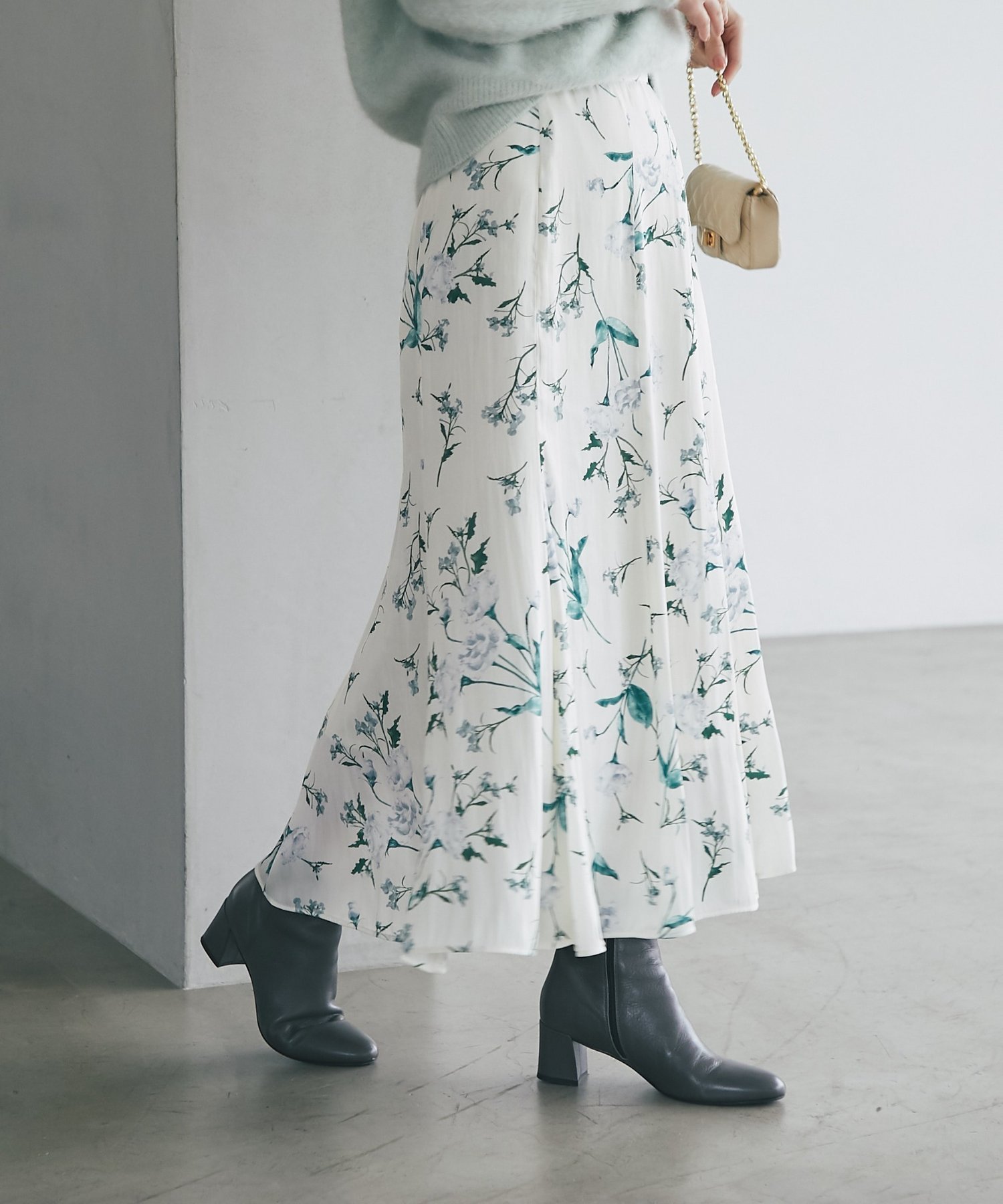 【ラブティックボンボン/La boutique BonBon】の【お上品着映え・3サイズ展開あり】ミストガーデンマーメイドスカート 人気、トレンドファッション・服の通販 founy(ファニー) 　ファッション　Fashion　レディースファッション　Fashion for Women　スカート　Skirts　おすすめ　Recommended / Our Picks　カーディガン　Cardigan, Knitwear　シンプル　Simple, Minimal　ジャケット　Jacket, Outerwear　フェミニン　Feminine, Girly　プリント　Print, Printed Pattern　マーメイド　Mermaid, Fishtail Silhouette　ロング　Long, Long-Length　エレガント 上品　Elegant　 other-1|ID: prp329100004825962 ipo3291000000035110211