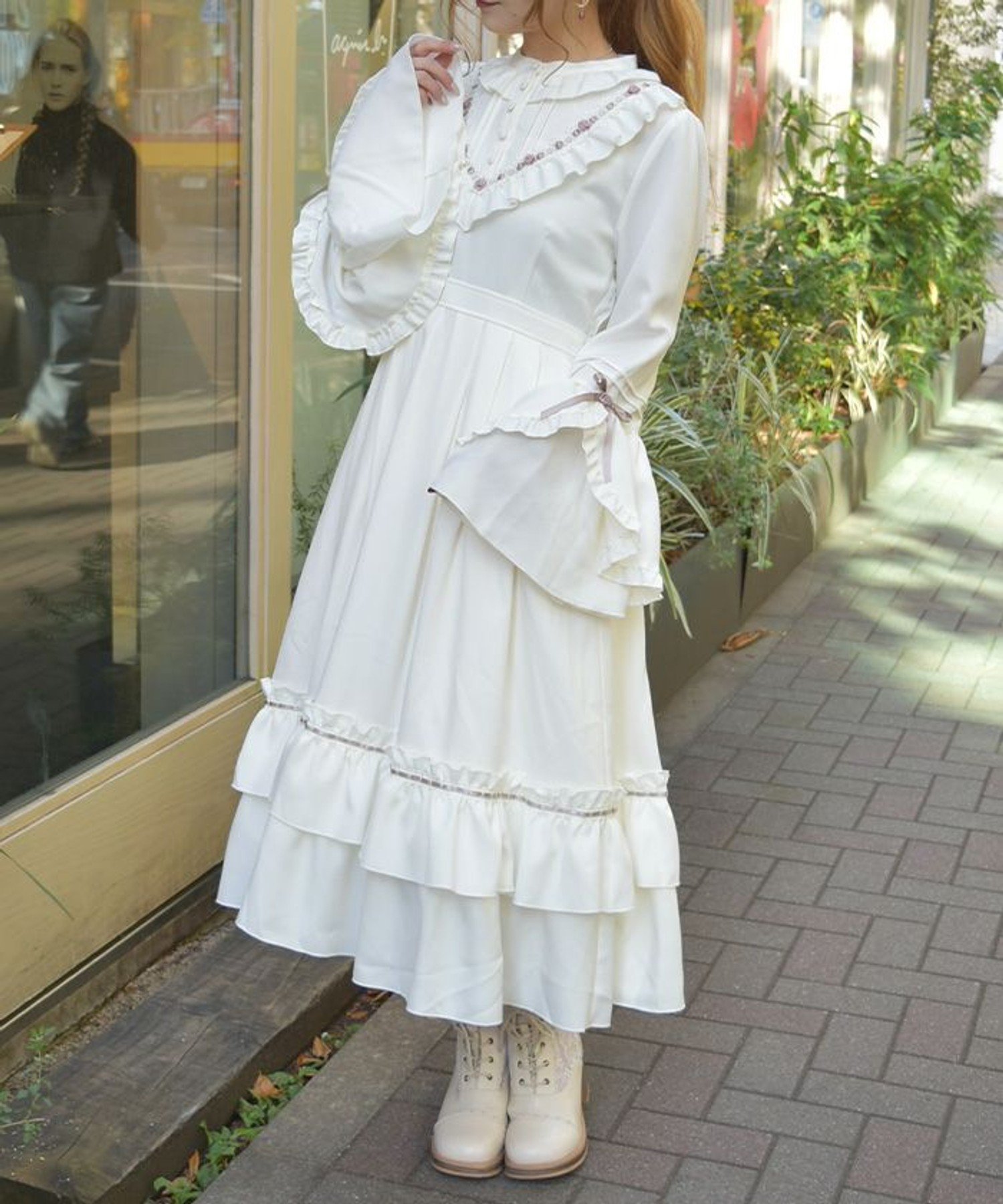 【アクシーズファム/axes femme】のローズ*リボン姫袖ワンピース インテリア・キッズ・メンズ・レディースファッション・服の通販 founy(ファニー) 　ファッション　Fashion　レディースファッション　Fashion for Women　ワンピース　Dresses　おすすめ　Recommended / Our Picks　フェミニン　Feminine, Girly　フリル　Frill, Ruffle　ブロッキング　Color Blocking, Panel Design　リボン　Ribbon, Bow　レース　Lace, Lace Fabric　ローズ　Rose, Rose Motif　切替　Switching, Contrast Panel　生成り|ID: prp329100004826092 ipo3291000000035134019