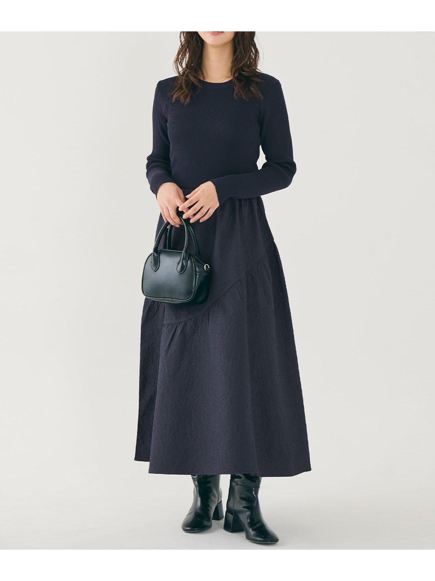 【コカ/COCA】の上品エンボスニットドッキングワンピース インテリア・キッズ・メンズ・レディースファッション・服の通販 founy(ファニー) 　ファッション　Fashion　レディースファッション　Fashion for Women　ワンピース　Dresses　エレガント 上品　Elegant　Navy|ID: prp329100004826104 ipo3291000000035112607