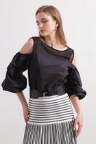 【ピンキーアンドダイアン/Pinky&Dianne】のオフショルダーカットソートップス 人気、トレンドファッション・服の通販 founy(ファニー) ファッション Fashion レディースファッション Fashion for Women トップス・カットソー Cut & Sew Tops カットソー・ベーシックTシャツ Cut-and-Sewn Tops / Stretch Tees & Basics エレガント 上品 Elegant カットソー Cut and Sewn Top シアー Sheer, See-Through スタンダード Standard, Basic ストレッチ Stretch, Stretchy Fabric スリーブ Sleeve, Long Sleeve / Short Sleeve タフタ Taffeta, Structured Fabric ドッキング Docking, Mixed Material バルーン Balloon, Balloon Silhouette フェミニン Feminine, Girly thumbnail ブラック|ID: prp329100004826218 ipo3291000000035114394