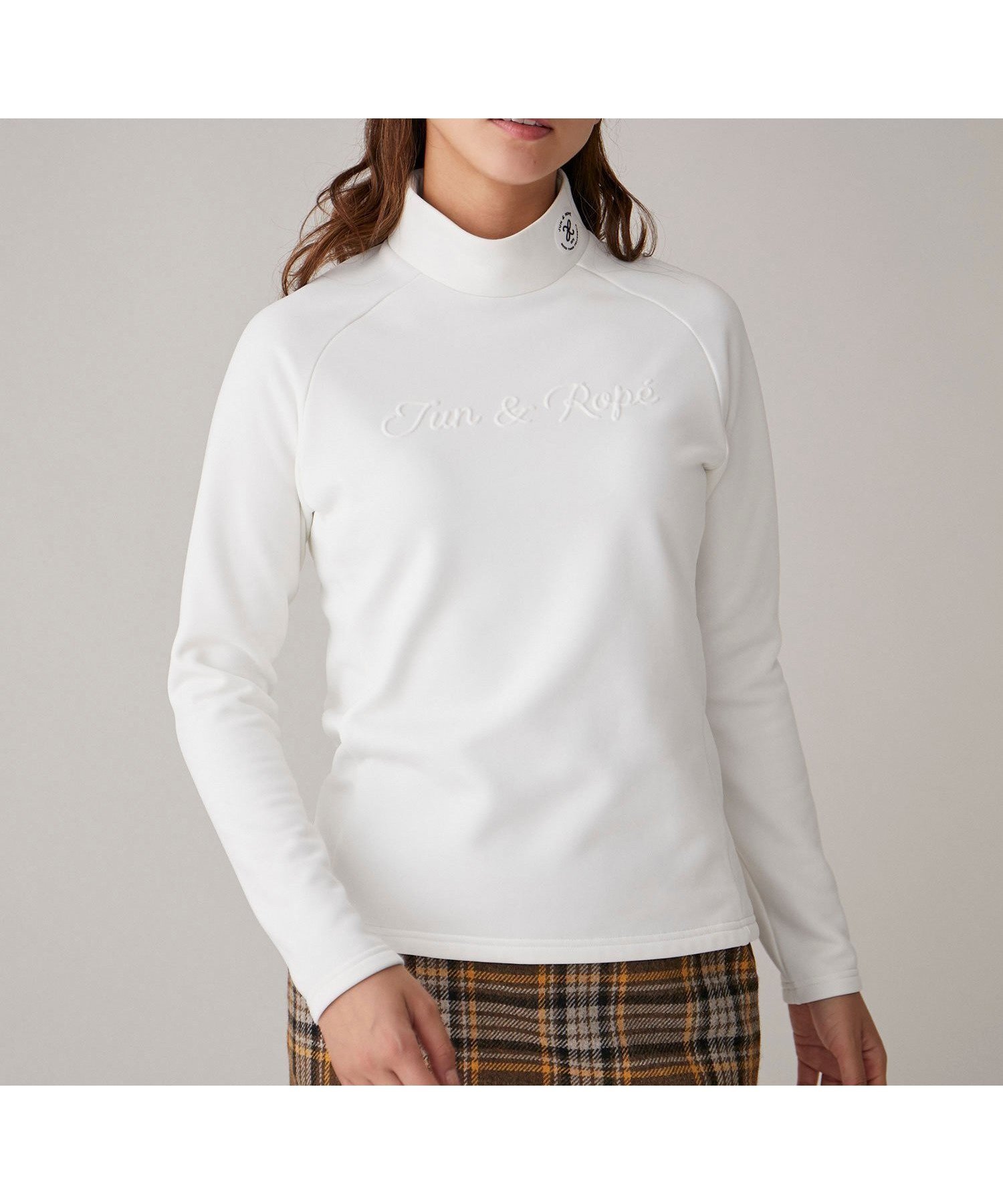 【ジュンアンドロペ/JUN&ROPE】のコーデュラウラフリース エンボスプルオーバー インテリア・キッズ・メンズ・レディースファッション・服の通販 founy(ファニー) 　ファッション　Fashion　レディースファッション　Fashion for Women　トップス・カットソー　Cut & Sew Tops　カジュアルプルオーバー・ニットトップス　Pullovers & Knit Tops / Casual Pullovers　おすすめ　Recommended / Our Picks　ゴルフ　Golf　ポケット　Pocket, Pocket Detail　ホワイト(10)|ID: prp329100004826229 ipo3291000000035114567