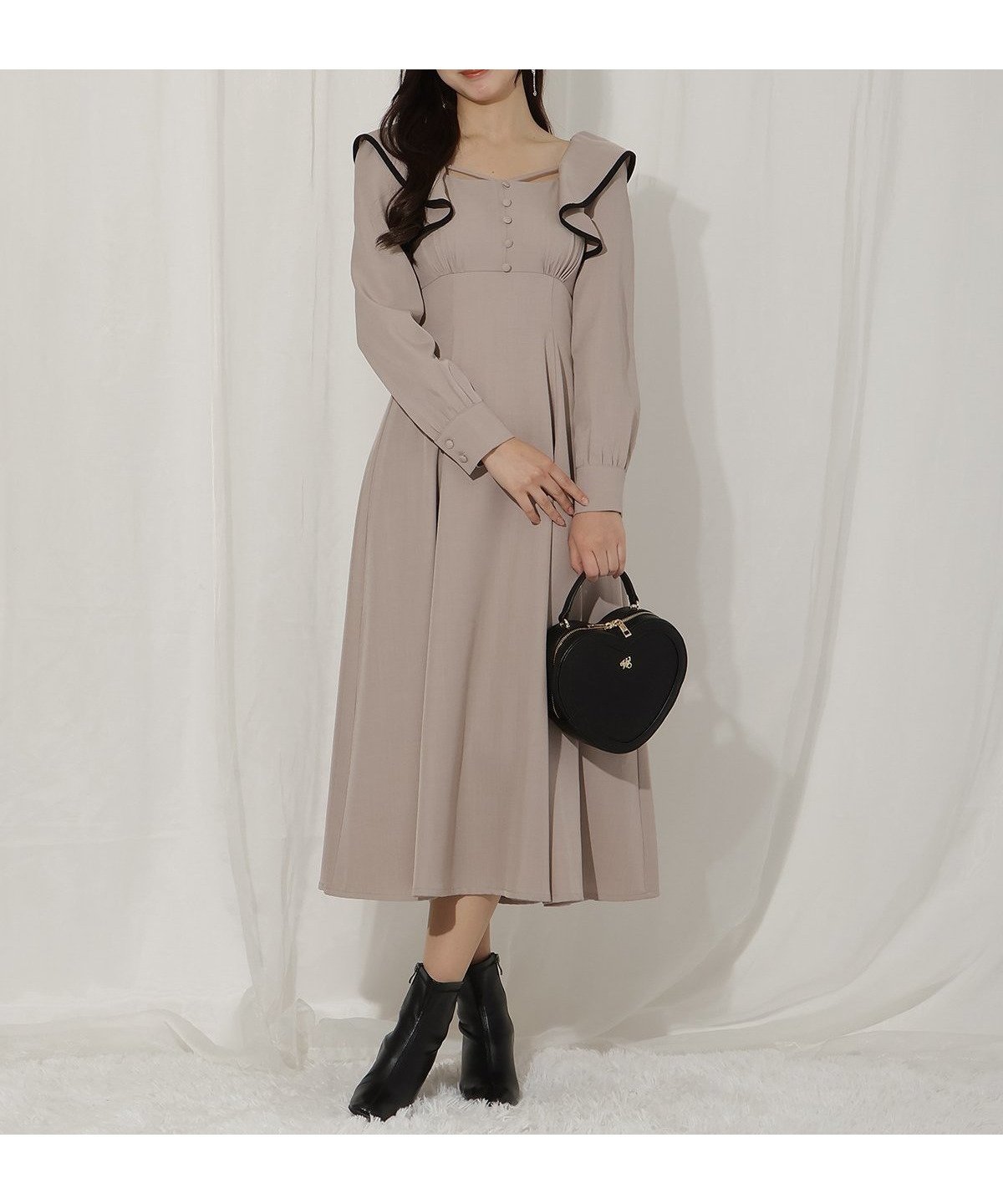 【ウィルセレクション/WILLSELECTION】の配色パイピングフリルワンピース 人気、トレンドファッション・服の通販 founy(ファニー) 　ファッション　Fashion　レディースファッション　Fashion for Women　ワンピース　Dresses　クラシカル　Classical, Vintage-Inspired　シャーリング　Shirring, Ruched　スクエア　Square, Square Shape　チェック　Check, Plaid, Tartan　ドレープ　Drape, Draping Fabric　パイピング　Piping, Trim Design　フリル　Frill, Ruffle　フレア　Flare, Flared　リボン　Ribbon, Bow　ロング　Long, Long-Length　長袖　Long Sleeve, Full Sleeve　 other-1|ID: prp329100004826230 ipo3291000000035114601