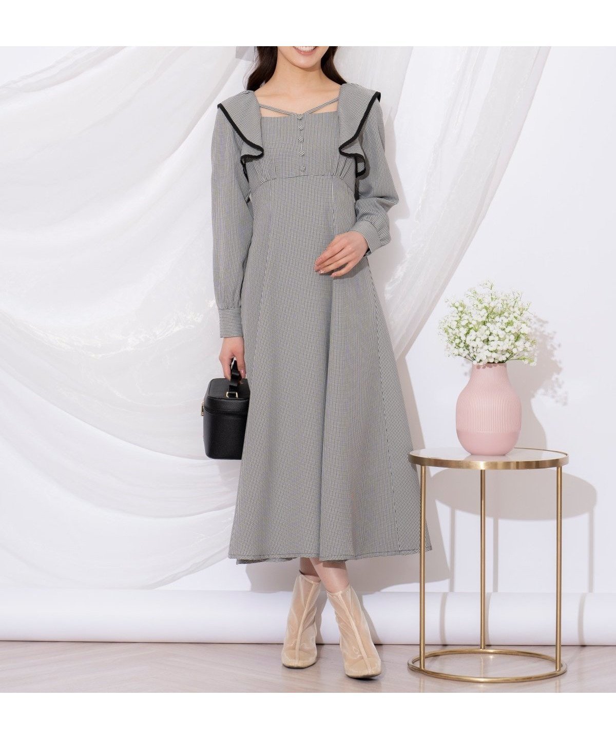 【ウィルセレクション/WILLSELECTION】の配色パイピングフリルワンピース インテリア・キッズ・メンズ・レディースファッション・服の通販 founy(ファニー) 　ファッション　Fashion　レディースファッション　Fashion for Women　ワンピース　Dresses　クラシカル　Classical, Vintage-Inspired　シャーリング　Shirring, Ruched　スクエア　Square, Square Shape　チェック　Check, Plaid, Tartan　ドレープ　Drape, Draping Fabric　パイピング　Piping, Trim Design　フリル　Frill, Ruffle　フレア　Flare, Flared　リボン　Ribbon, Bow　ロング　Long, Long-Length　長袖　Long Sleeve, Full Sleeve　黒系チェック|ID: prp329100004826230 ipo3291000000035114604