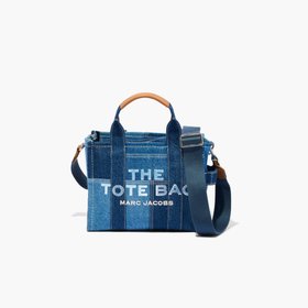 【マーク ジェイコブス/MARC JACOBS】の【公式】THE DENIM SMALL TOTE BAG/ザ デニム スモール トートバッグ 人気、トレンドファッション・服の通販 founy(ファニー) ファッション Fashion レディースファッション Fashion for Women バッグ Bags ウォッシュ Washed Finish グラフィック Graphic, Graphic Design ダメージ Distressed, Destroyed ツイル Twist, Twisted Detail デニム Denim, Jeans Material パッチ Patch, Appliqué パッチワーク Patchwork, Mixed Fabric フロント Front, Front Design プリント Print, Printed Pattern ラップ Wrap, Wrap Design リュクス Luxury, Elegant, High-End, Chic おすすめ Recommended / Our Picks |ID:prp329100004826253