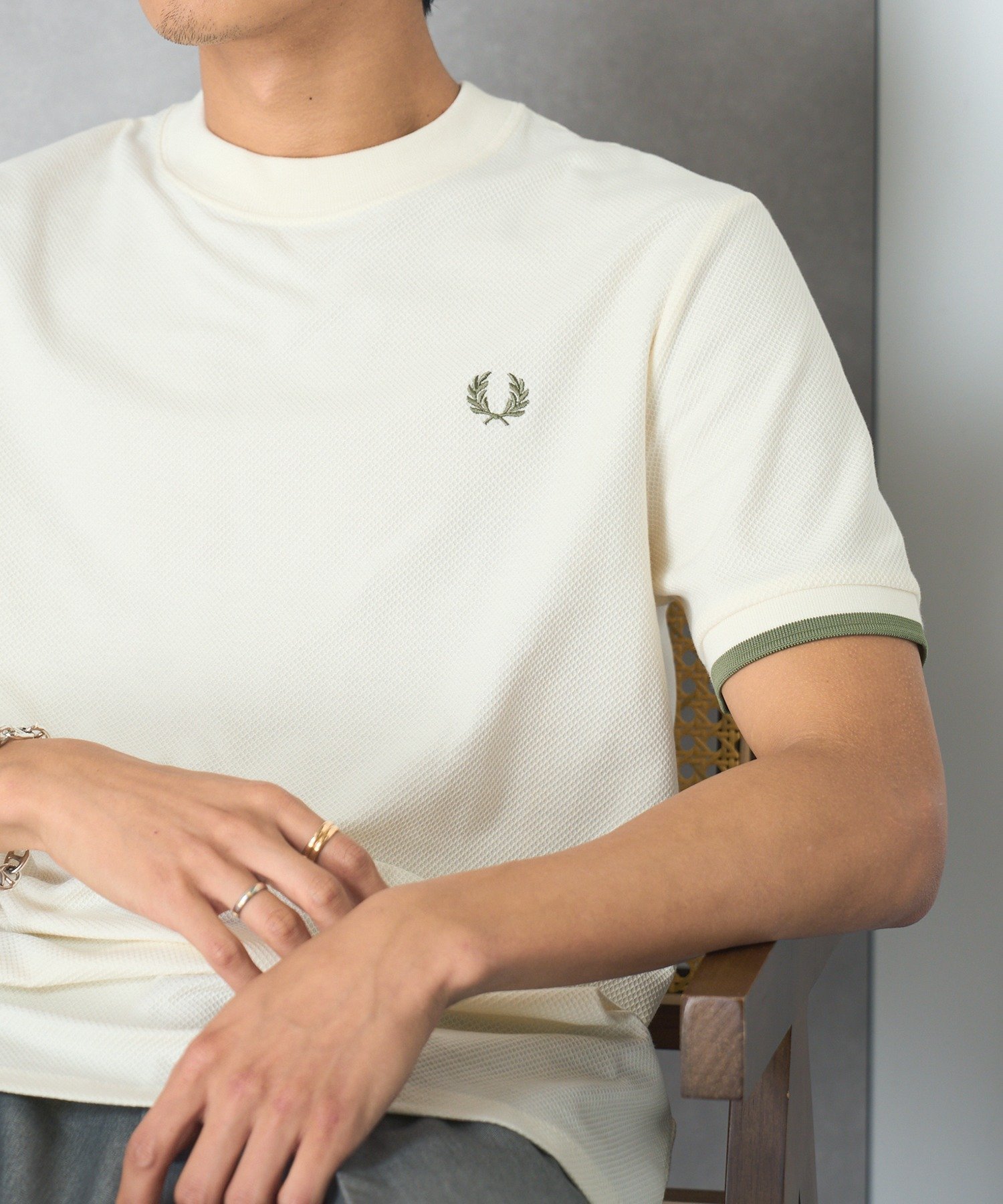 【カセットチャート/Cassette Chart】のFRED PERRY/TIPPED CUFF PIQUE SHIRT インテリア・キッズ・メンズ・レディースファッション・服の通販 founy(ファニー) 　ファッション　Fashion　レディースファッション　Fashion for Women　トップス・カットソー　Cut & Sew Tops　シャツ・ブラウス・オフィスカジュアル　Elegant Blouses & Button-Ups　アクセサリー　Fashion Accessories　厚底　Platform Shoes　カーゴパンツ　Cargo Pants, Utility Pants　クラシカル　Classical, Vintage-Inspired　サンダル　Sandals, Summer Shoes　シルバー　Silver, Metallic Silver　シンプル　Simple, Minimal　スタイリッシュ　Stylish, Fashionable　スニーカー　Sneakers, Trainers　デニム　Denim, Jeans Material　トレンド　Trend, Trending Now　人気　Popular, Best Seller　ハーフ　Half, Half-Length　フィット　Fit, Slim Fit　ボトム　Bottoms, Lower Wear　ポロシャツ　Polo Shirt, Collared Tee　モッズコート　Mods Coat, Military Parka　ラウンド　Round, Round Neck　ワンポイント　One Point, Statement Accent　再入荷　Restock / Back in Stock　おすすめ　Recommended / Our Picks　エレガント 上品　Elegant　IVR|ID: prp329100004826280 ipo3291000000035115307