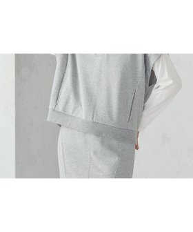【コムサイズム/COMME CA ISM】の【セットアイテム】 裏毛フーディベスト+ロンT / セットアップ対応 人気、トレンドファッション・服の通販 founy(ファニー) ファッション Fashion レディースファッション Fashion for Women アウター Coat / Outerwear Collection トップス・カットソー Cut & Sew Tops ロングTシャツ・Tシャツ Longline T-Shirts & Tees ベスト&ジレ / 重ね着スタイル Vests & Gilets インナー Innerwear スキッパー Skipper, Open Collar セットアップ Set-Up, Coordinated Outfit 長袖 Long Sleeve, Full Sleeve ベスト Vest, Waistcoat ポケット Pocket, Pocket Detail ループ Loop, Loop Knit ワンポイント One Point, Statement Accent おすすめ Recommended / Our Picks |ID:prp329100004826310