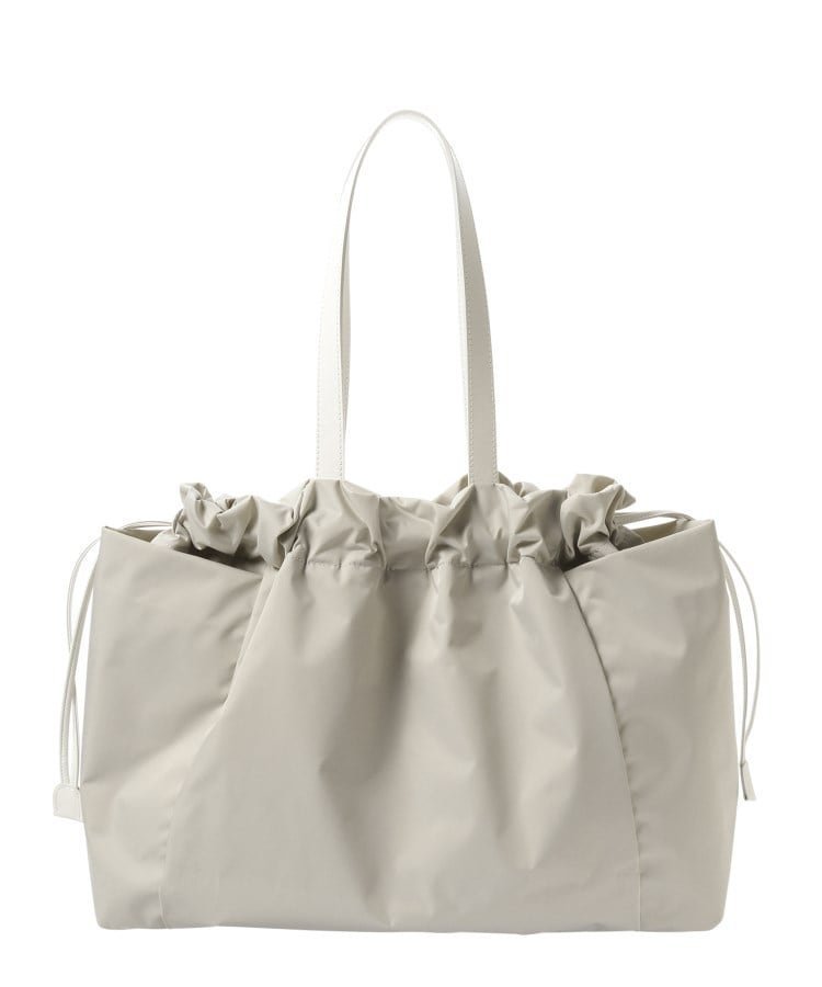 【ヒロコ ハヤシ/HIROKO HAYASHI】のLUINI(ルイーニ)トートバッグ インテリア・キッズ・メンズ・レディースファッション・服の通販 founy(ファニー) 　ファッション　Fashion　レディースファッション　Fashion for Women　バッグ　Bags　ギャザー　Gathered, Ruffled　巾着　Drawstring Bag, Kinchaku　シンプル　Simple, Minimal　スマート　Smart, Elegant　ビッグ　Big, Oversized　ポケット　Pocket, Pocket Detail　マグネット　Magnet, Magnetic Closure　モチーフ　Motif, Design Theme　再入荷　Restock / Back in Stock　おすすめ　Recommended / Our Picks　旅行　Travel　ビジネス 仕事 通勤　Business / Work / Commuting　ライトグレー|ID: prp329100004826496 ipo3291000000035117505