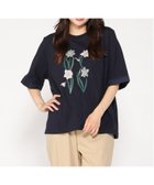 【スーパーハッカ/SUPER HAKKA】のダファディル刺繍Tシャツ 人気、トレンドファッション・服の通販 founy(ファニー) ファッション Fashion レディースファッション Fashion for Women トップス・カットソー Cut & Sew Tops シャツ・ブラウス・オフィスカジュアル Elegant Blouses & Button-Ups ロングTシャツ・Tシャツ Longline T-Shirts & Tees thumbnail ネイビー|ID: prp329100004826513 ipo3291000000035117714