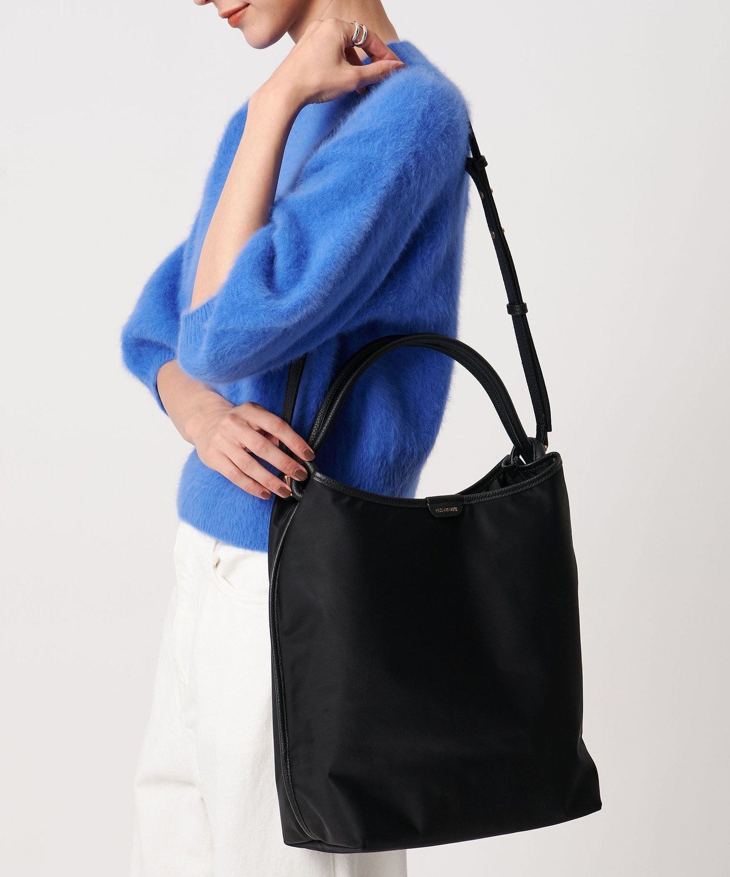 【ユナイテッドアローズ/UNITED ARROWS】の【別注】 FEEL AND TASTE BAR トートバッグ インテリア・キッズ・メンズ・レディースファッション・服の通販 founy(ファニー) 　ファッション　Fashion　レディースファッション　Fashion for Women　バッグ　Bags　キャンバス　Canvas, Canvas Fabric　スマート　Smart, Elegant　バランス　Balance, Style Balance　ベスト　Vest, Waistcoat　ポケット　Pocket, Pocket Detail　別注　Limited Edition, Custom Order　エレガント 上品　Elegant　ビジネス 仕事 通勤　Business / Work / Commuting　BLACK|ID: prp329100004826583 ipo3291000000035118345