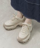 【ランダ/RANDA】のモノグラムカッティングデザインスニーカー 人気、トレンドファッション・服の通販 founy(ファニー) ファッション Fashion レディースファッション Fashion for Women カッティング Cutting Detail クッション Cushion, Throw Pillow スニーカー Sneakers, Trainers エレガント 上品 Elegant 切替 Switching, Contrast Panel thumbnail BEIGE|ID: prp329100004826650 ipo3291000000035119026