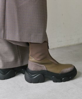 【イア パピヨネ/ear PAPILLONNER】のボリュームソールショートブーツ25【SUM1 STYLE】 人気、トレンドファッション・服の通販 founy(ファニー) ファッション Fashion レディースファッション Fashion for Women 厚底 Platform Shoes 切替 Switching, Contrast Panel 軽量 Lightweight, Ultra Light ショート Short, Short Length シンプル Simple, Minimal スニーカー Sneakers, Trainers スポーティ Sporty, Casual Athletic センター Center, Center Line 人気 Popular, Best Seller バランス Balance, Style Balance フィット Fit, Slim Fit おすすめ Recommended / Our Picks |ID:prp329100004826687