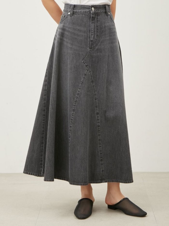 【ミラオーウェン/Mila Owen】の後ろゴムマチデザインフレアデニムスカート【ウォッシャブル】 インテリア・キッズ・メンズ・レディースファッション・服の通販 founy(ファニー) https://founy.com/ ファッション Fashion レディースファッション Fashion for Women スカート Skirts デニムスカート・カジュアルスカート Denim Skirts ウォッシャブル Machine Washable ギャザー Gathered, Ruffled シンプル Simple, Minimal ジーンズ Jeans, Denim Pants スマート Smart, Elegant デニム Denim, Jeans Material フレア Flare, Flared ボトム Bottoms, Lower Wear リアル Real, Realistic リメイク Remake, Reconstructed |ID: prp329100004826839 ipo3291000000035120897