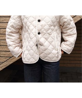 【ステップス/STEPS】のGYMPHLEX/QUILT DOWN COLLARLESS JACKET A0431 NYM 人気、トレンドファッション・服の通販 founy(ファニー) ファッション Fashion レディースファッション Fashion for Women アウター Coat / Outerwear Collection レディースジャケット・軽アウター Jackets キルティング Quilted, Quilting クラシック Classic, Timeless Style コーデュロイ Corduroy, Cord Fabric スリット Slit, Slit Detail タフタ Taffeta, Structured Fabric ダウン Down, Puffer パイピング Piping, Trim Design 軽量 Lightweight, Ultra Light |ID:prp329100004826875