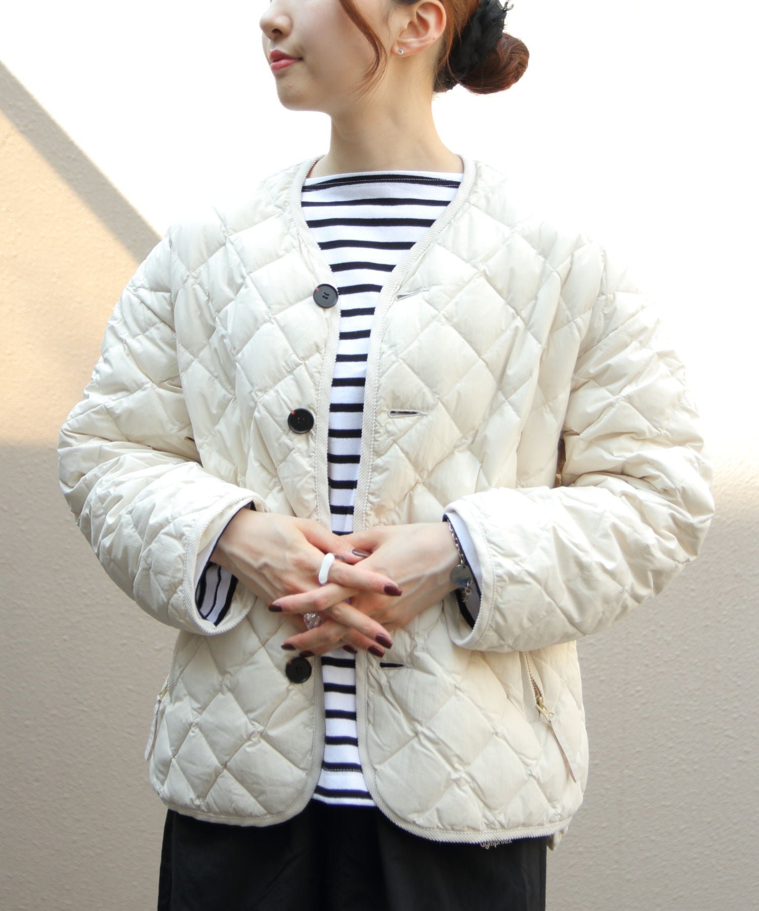 【ステップス/STEPS】のGYMPHLEX/QUILT DOWN COLLARLESS JACKET A0431 NYM インテリア・キッズ・メンズ・レディースファッション・服の通販 founy(ファニー) ファッション Fashion レディースファッション Fashion for Women アウター Coat / Outerwear Collection レディースジャケット・軽アウター Jackets キルティング Quilted, Quilting クラシック Classic, Timeless Style コーデュロイ Corduroy, Cord Fabric スリット Slit, Slit Detail タフタ Taffeta, Structured Fabric ダウン Down, Puffer パイピング Piping, Trim Design 軽量 Lightweight, Ultra Light OYSTR|ID: prp329100004826875 ipo3291000000035121374