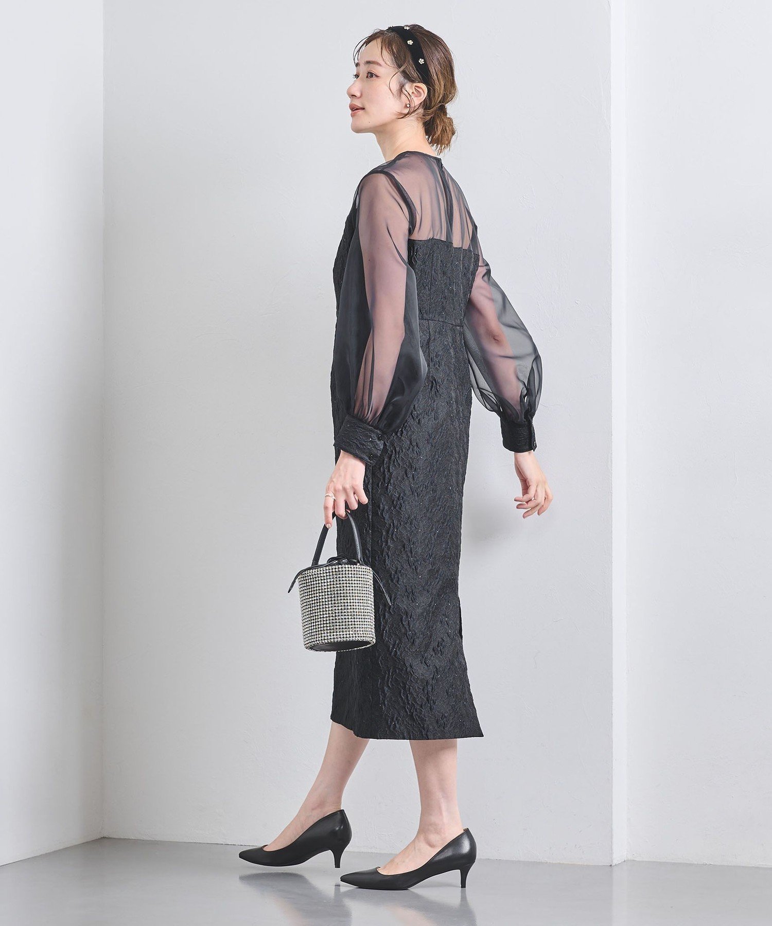 【ユナイテッドアローズ/UNITED ARROWS】のツートーン ジャガード ワンピース インテリア・キッズ・メンズ・レディースファッション・服の通販 founy(ファニー) 　ファッション　Fashion　レディースファッション　Fashion for Women　ワンピース　Dresses　アクセサリー　Fashion Accessories　オーガンジー　Organza Fabric　コンビ　Combo, Combination Style　切替　Switching, Contrast Panel　シアー　Sheer, See-Through　ジャケット　Jacket, Outerwear　ドット　Polka Dot, Dot Pattern　ビスチェ　Bustier, Corset Top　ブルゾン　Blouson, Bomber Jacket　ベスト　Vest, Waistcoat　別注　Limited Edition, Custom Order　アウトレット　Outlet / Clearance　おすすめ　Recommended / Our Picks　エレガント 上品　Elegant　セレモニー　Ceremony　結婚式　Wedding　NAVY|ID: prp329100004827016 ipo3291000000035123041