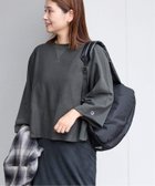 【ジャーナルスタンダード/JOURNAL STANDARD】の別注【CHAMPION/チャンピオン】カットオフ バックロゴスウェット 人気、トレンドファッション・服の通販 founy(ファニー) ファッション Fashion レディースファッション Fashion for Women トップス・カットソー Cut & Sew Tops レディースパーカー・カジュアルフーディー Casual Hoodies & Sweatshirts スウェット・クルーネックトップス Sweatshirts & Crewnecks / Relaxed Fit Sweat Tops バッグ Bags 2025年 2025 2025-2026秋冬・A/W Autumn/Winter 2025–26 AW25–26 カットオフ Cut-Off Design グラフィック Graphic, Graphic Design シンプル Simple, Minimal スウェット / スエット Sweatshirt, Sweatwear スポーツ Sports, Activewear ニューヨーク New York, NYC Style 別注 Limited Edition, Custom Order 秋 Autumn thumbnail ブラック A|ID: prp329100004827019 ipo3291000000035123111