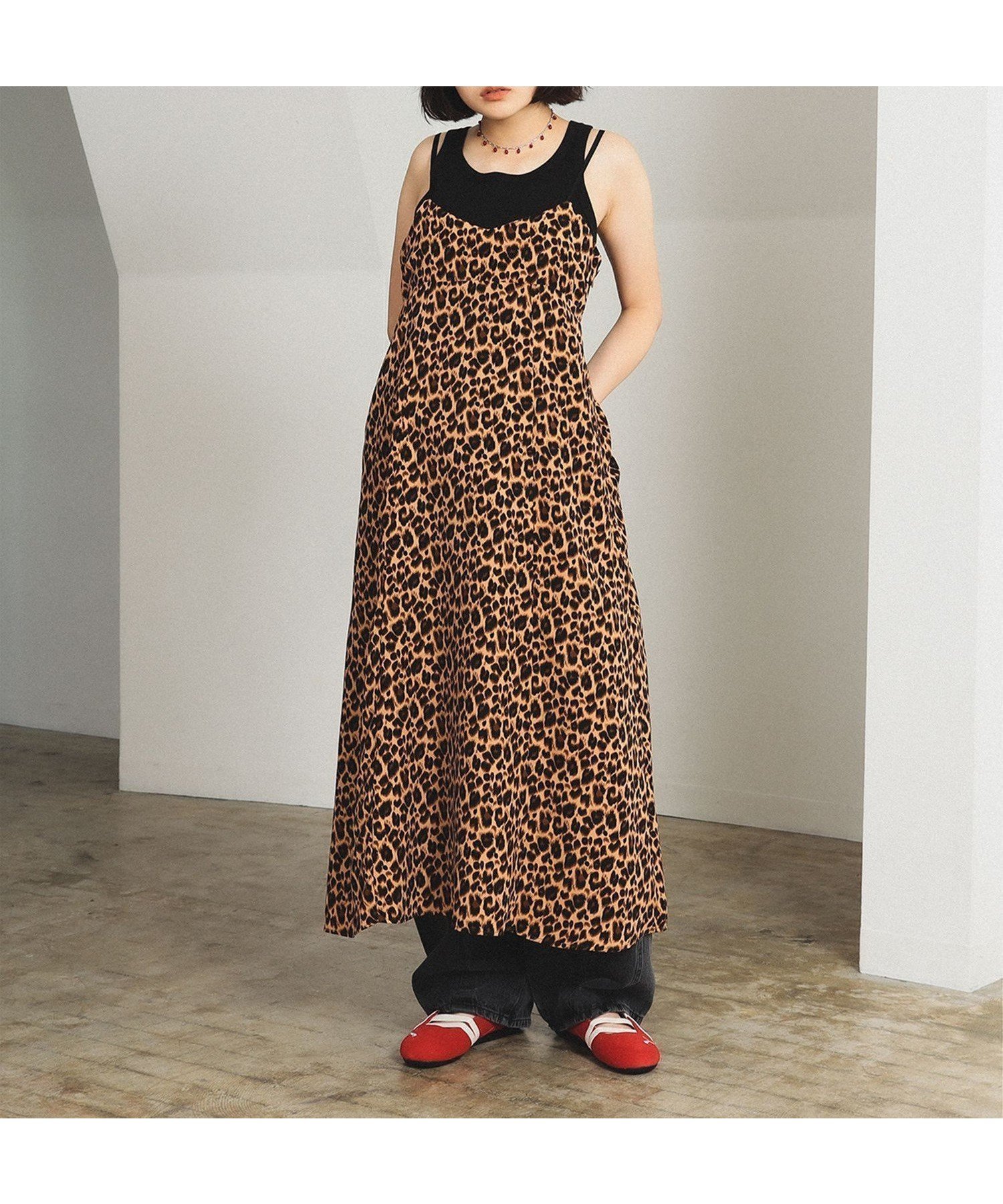 【ビームス ウイメン/BEAMS】の【9/25新規値下げ】【秋までき着れる/レイヤード/重ね着】プリント キャミ ワンピース 25AW レオパード チェック インテリア・キッズ・メンズ・レディースファッション・服の通販 founy(ファニー) ファッション Fashion レディースファッション Fashion for Women ワンピース Dresses キャミソールワンピース Camisole Dresses 2025年 2025 2025-2026秋冬・A/W Autumn/Winter 2025–26 AW25–26 インナー Innerwear カーディガン Cardigan, Knitwear キャミ Camisole, Cami Top キャミワンピース Cami Dress, Slip Dress シンプル Simple, Minimal ジャケット Jacket, Outerwear チェック Check, Plaid, Tartan フレア Flare, Flared プリント Print, Printed Pattern ラップ Wrap, Wrap Design レオパード Leopard, Animal Print 秋 Autumn LEOPARD|ID: prp329100004827047 ipo3291000000035123425