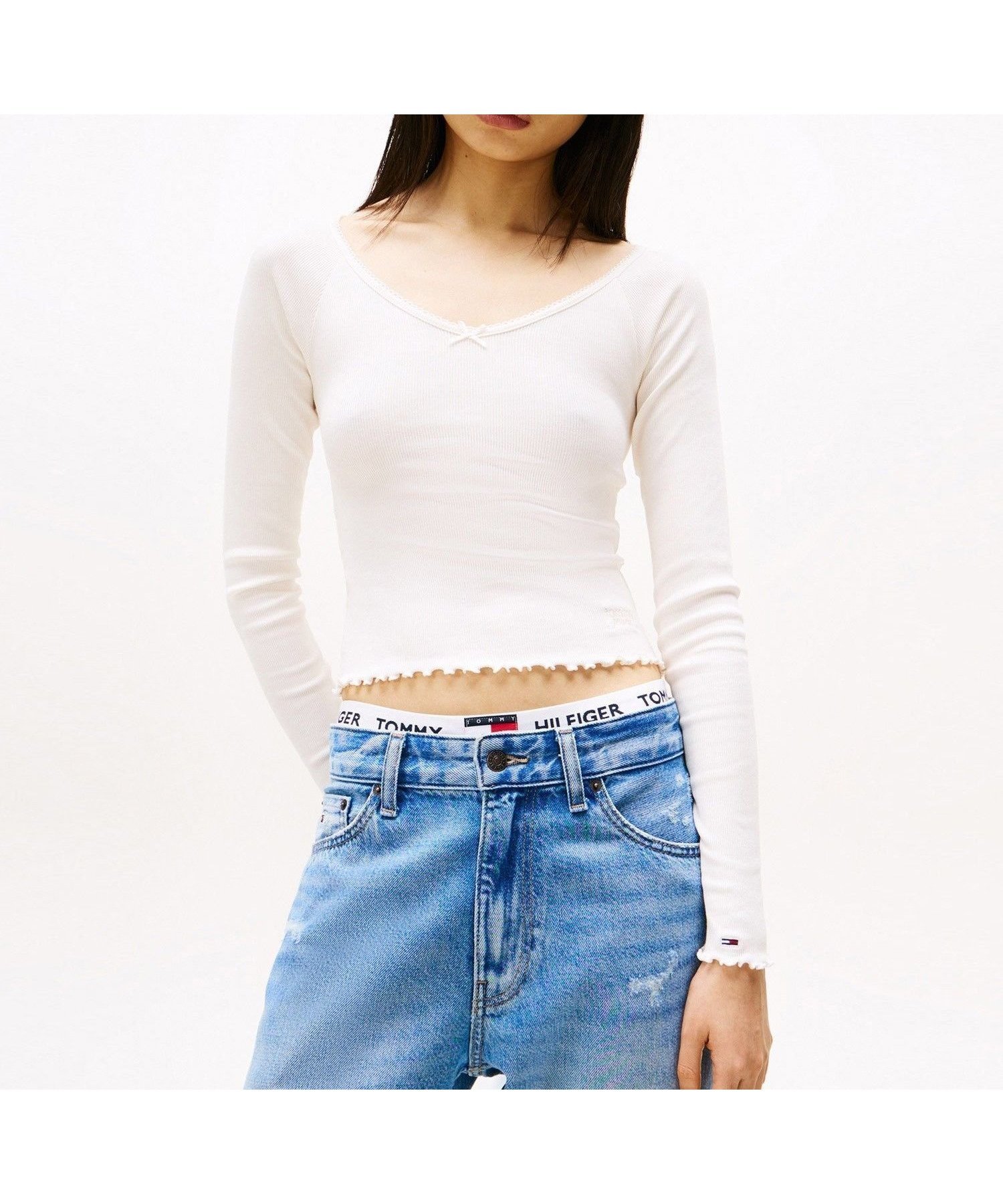 【トミーヒルフィガー/TOMMY HILFIGER】のスリムVネックガーメントダイリブカットソー 人気、トレンドファッション・服の通販 founy(ファニー) 　ファッション　Fashion　レディースファッション　Fashion for Women　トップス・カットソー　Cut & Sew Tops　カットソー・ベーシックTシャツ　Cut-and-Sewn Tops / Stretch Tees & Basics　Vネックトップス　V-Neck Tops / V-Cut Neckline Shirts　アメリカン　American Style　クラシック　Classic, Timeless Style　クロップド　Cropped, Short Length　コンパクト　Compact, Small Size　ゴルフ　Golf　スリム　Slim, Slim Fit　デコルテ　Décolleté, Neckline　デニム　Denim, Jeans Material　モダン　Modern, Contemporary　人気　Popular, Best Seller　 other-1|ID: prp329100004827059 ipo3291000000035123561