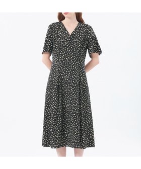 【マッキントッシュ フィロソフィー/MACKINTOSH PHILOSOPHY】のペイントドットワンピース 人気、トレンドファッション・服の通販 founy(ファニー) ファッション Fashion レディースファッション Fashion for Women ワンピース Dresses おすすめ Recommended / Our Picks アンティーク Antique-Inspired クラシック Classic, Timeless Style スリーブ Sleeve, Long Sleeve / Short Sleeve ドット Polka Dot, Dot Pattern フィット Fit, Slim Fit フレア Flare, Flared ランダム Random, Irregular エレガント 上品 Elegant 夏 Summer 春 Spring 秋 Autumn |ID:prp329100004827064