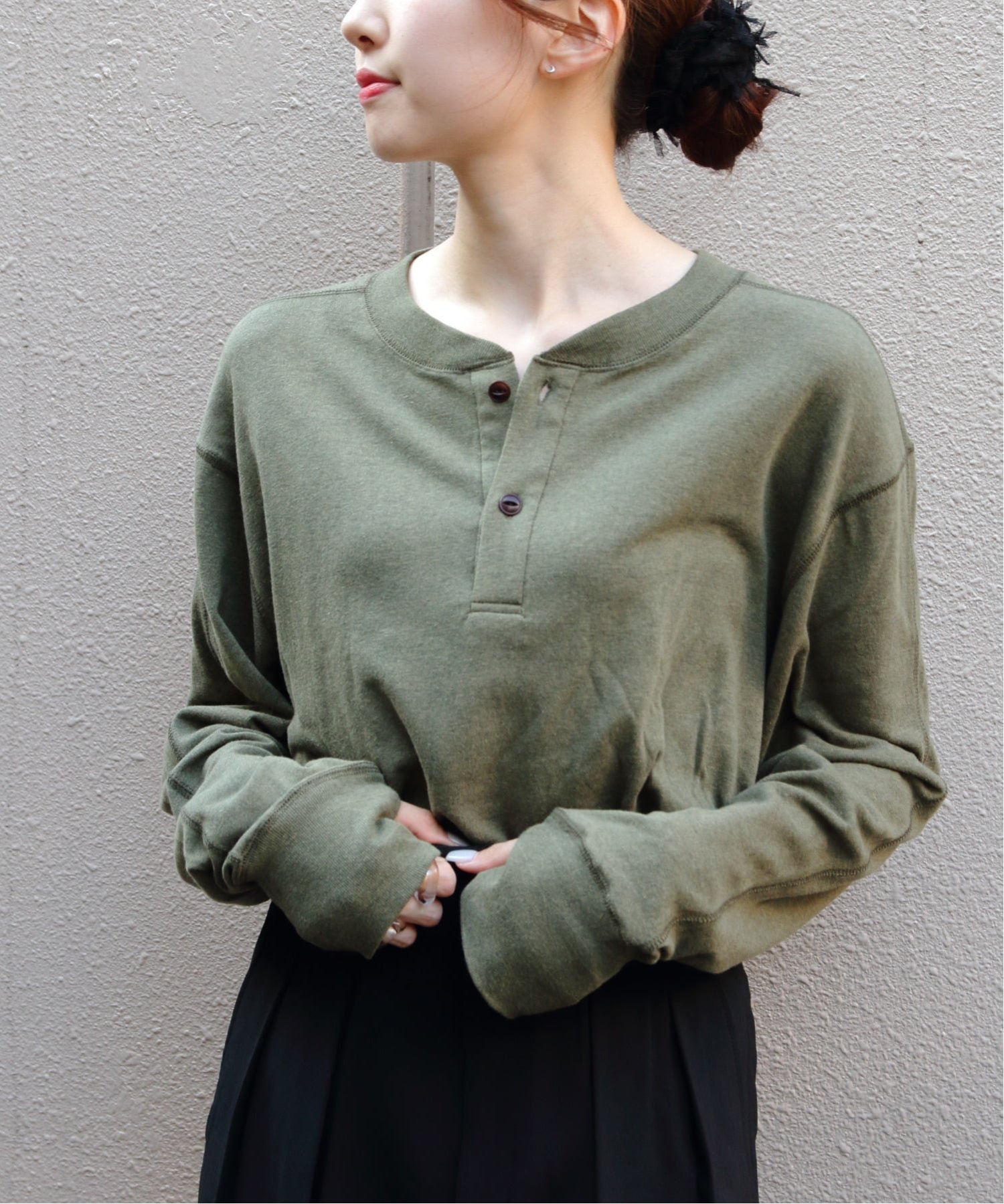 【ステップス/STEPS】のTHE SHINZONE/THE SHINZONE/COTTON WOOL HENRY NECK SHIRT インテリア・キッズ・メンズ・レディースファッション・服の通販 founy(ファニー) 　ファッション　Fashion　レディースファッション　Fashion for Women　トップス・カットソー　Cut & Sew Tops　シャツ・ブラウス・オフィスカジュアル　Elegant Blouses & Button-Ups　カットソー　Cut and Sewn Top　KHAKI|ID: prp329100004827072 ipo3291000000035123790