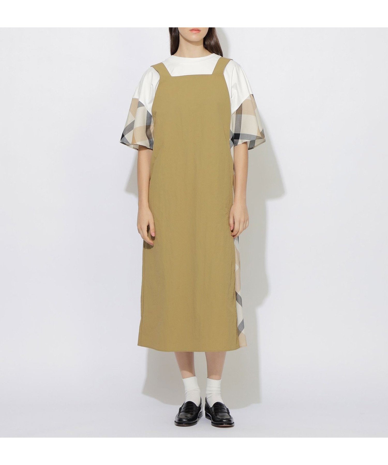 【ブルーレーベル クレストブリッジ/BLUE LABEL CRESTBRIDGE】のサイドチェック切替タフタエプロンワンピース インテリア・キッズ・メンズ・レディースファッション・服の通販 founy(ファニー) 　ファッション　Fashion　レディースファッション　Fashion for Women　ワンピース　Dresses　インナー　Innerwear　チェック　Check, Plaid, Tartan　トレンド　Trend, Trending Now　ロング　Long, Long-Length　切替　Switching, Contrast Panel　【一部店舗限定】ベージュ|ID: prp329100004827083 ipo3291000000035123878