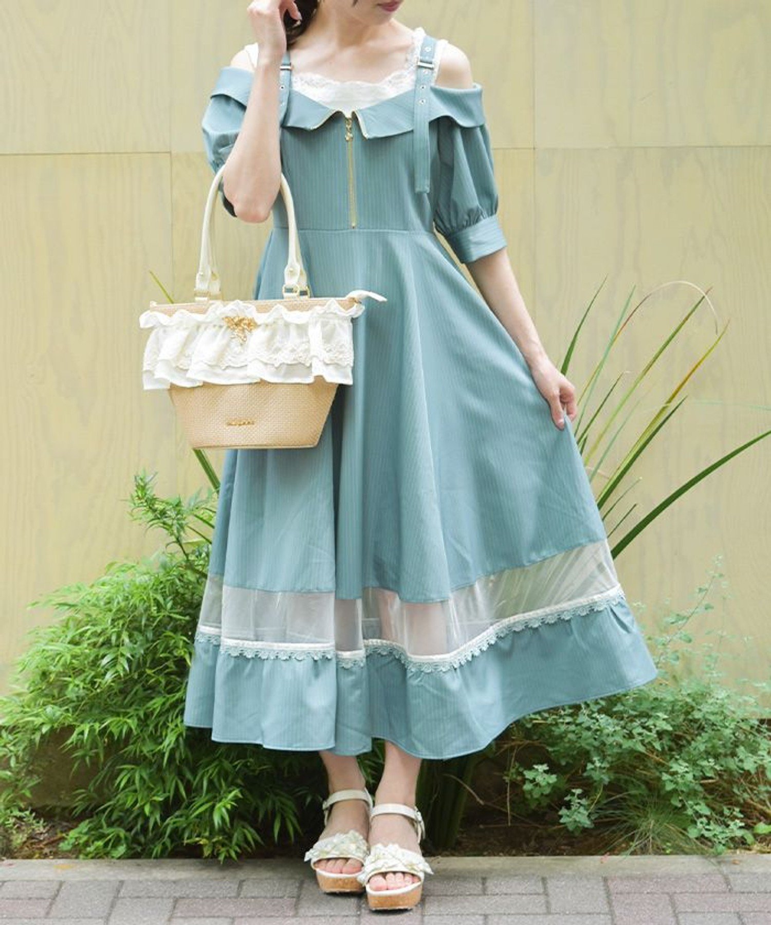 【アクシーズファム/axes femme】のオフショル風ストライプワンピース インテリア・キッズ・メンズ・レディースファッション・服の通販 founy(ファニー) ファッション Fashion レディースファッション Fashion for Women ワンピース Dresses おすすめ Recommended / Our Picks サンダル Sandals, Summer Shoes シアー Sheer, See-Through ジャケット Jacket, Outerwear ストライプ Stripe, Striped Pattern フィット Fit, Slim Fit ブルゾン Blouson, Bomber Jacket ミックス Mix, Mixed Style 切替 Switching, Contrast Panel 夏 Summer ミント|ID: prp329100004827093 ipo3291000000035124036